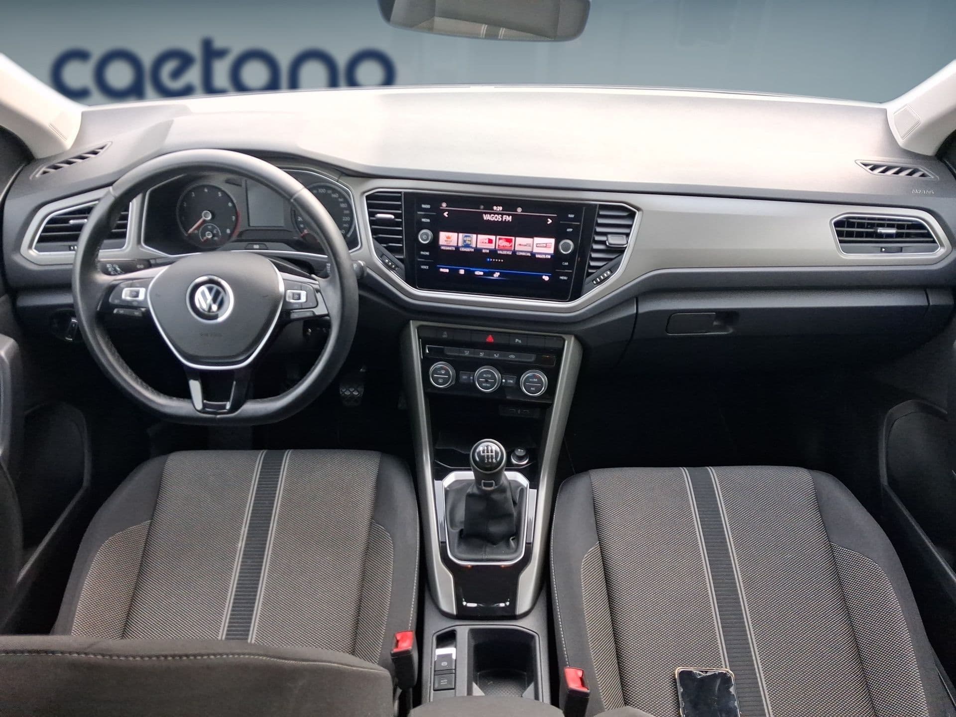 Volkswagen T-Roc - 11