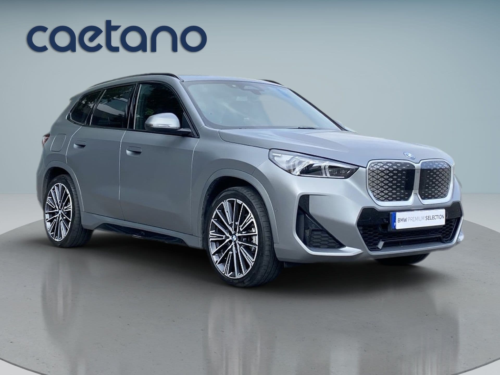 BMW iX1 - 8