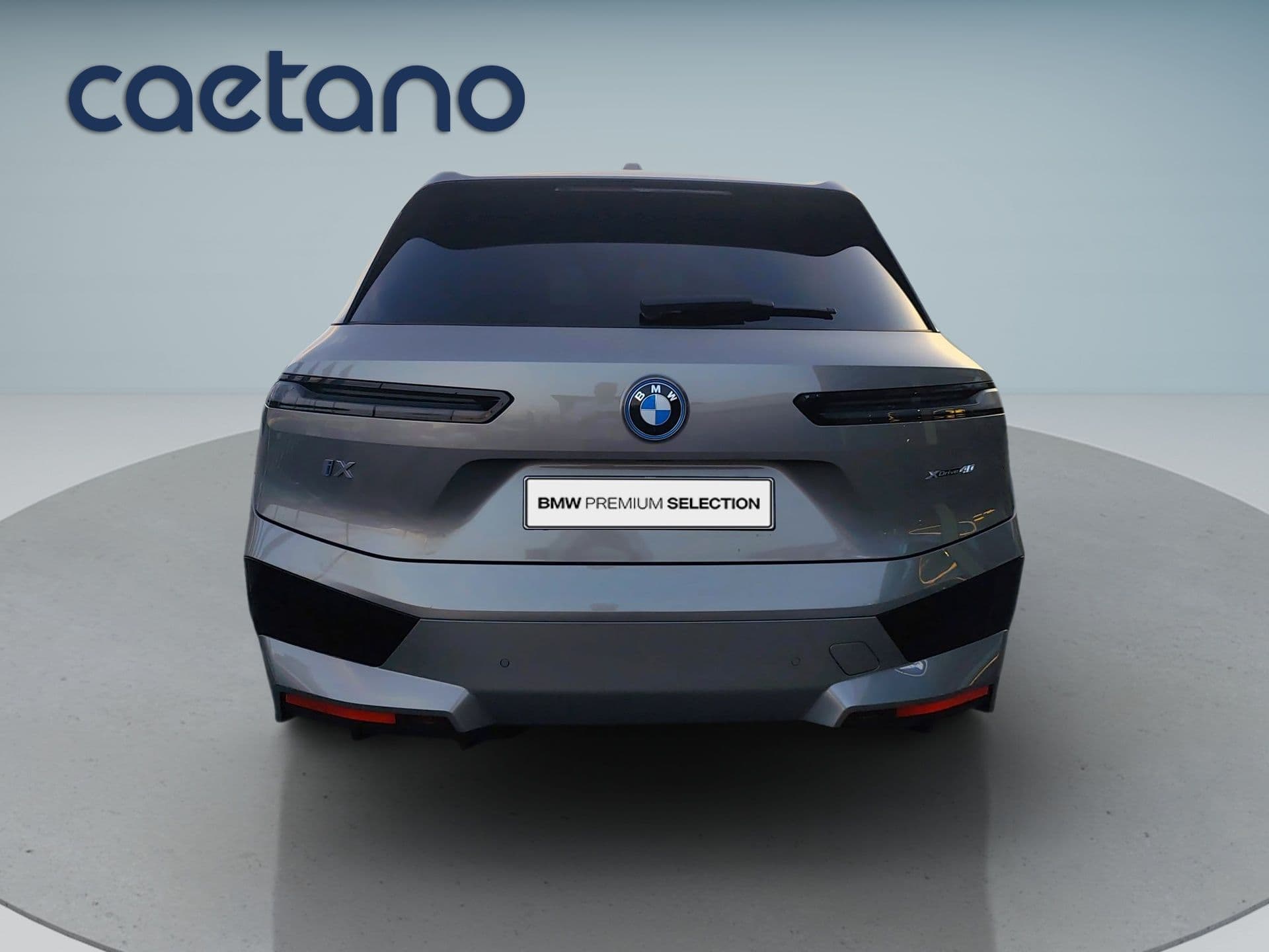 BMW iX - 7