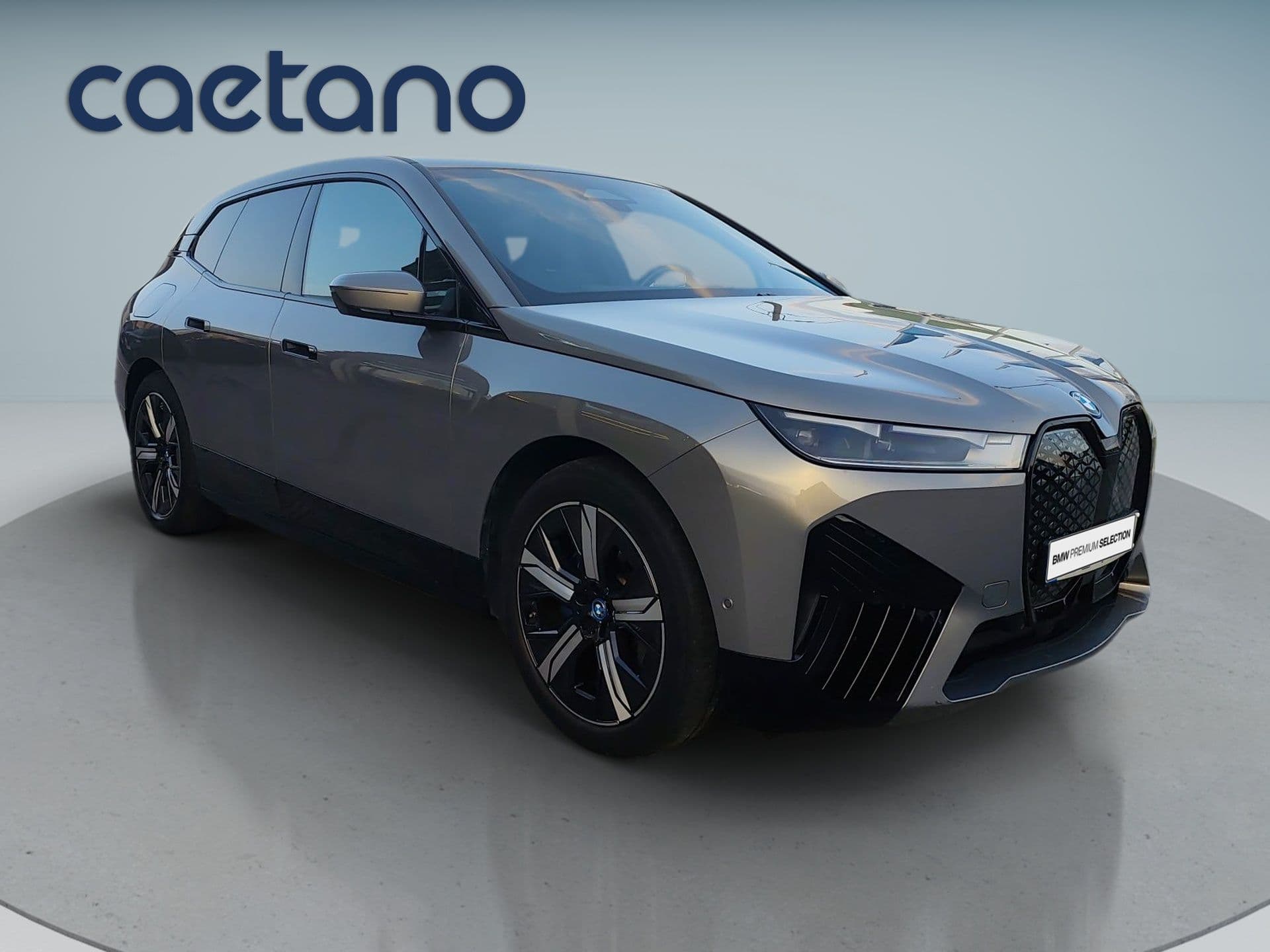 BMW iX - 10