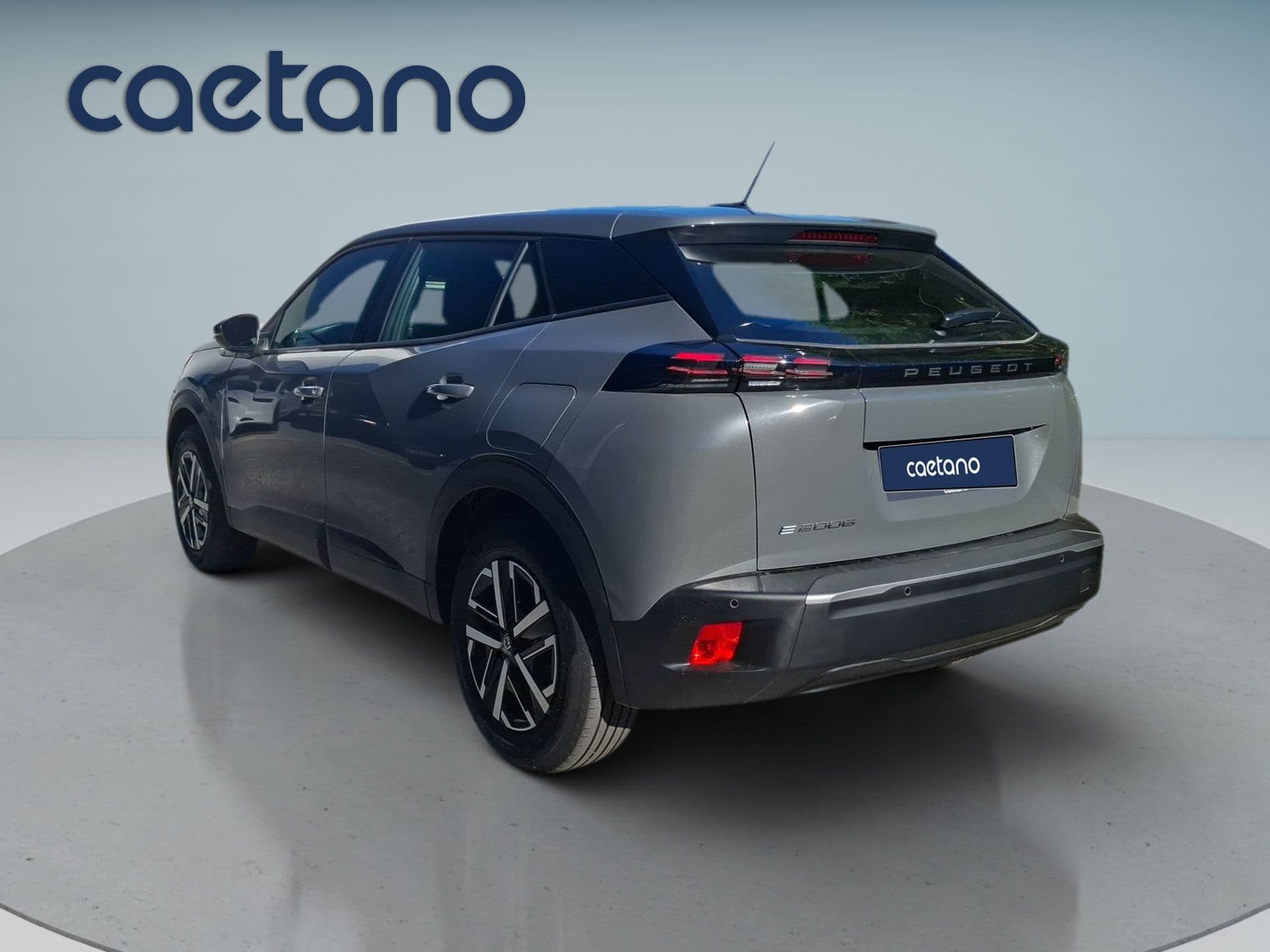 Peugeot E-2008 - 3