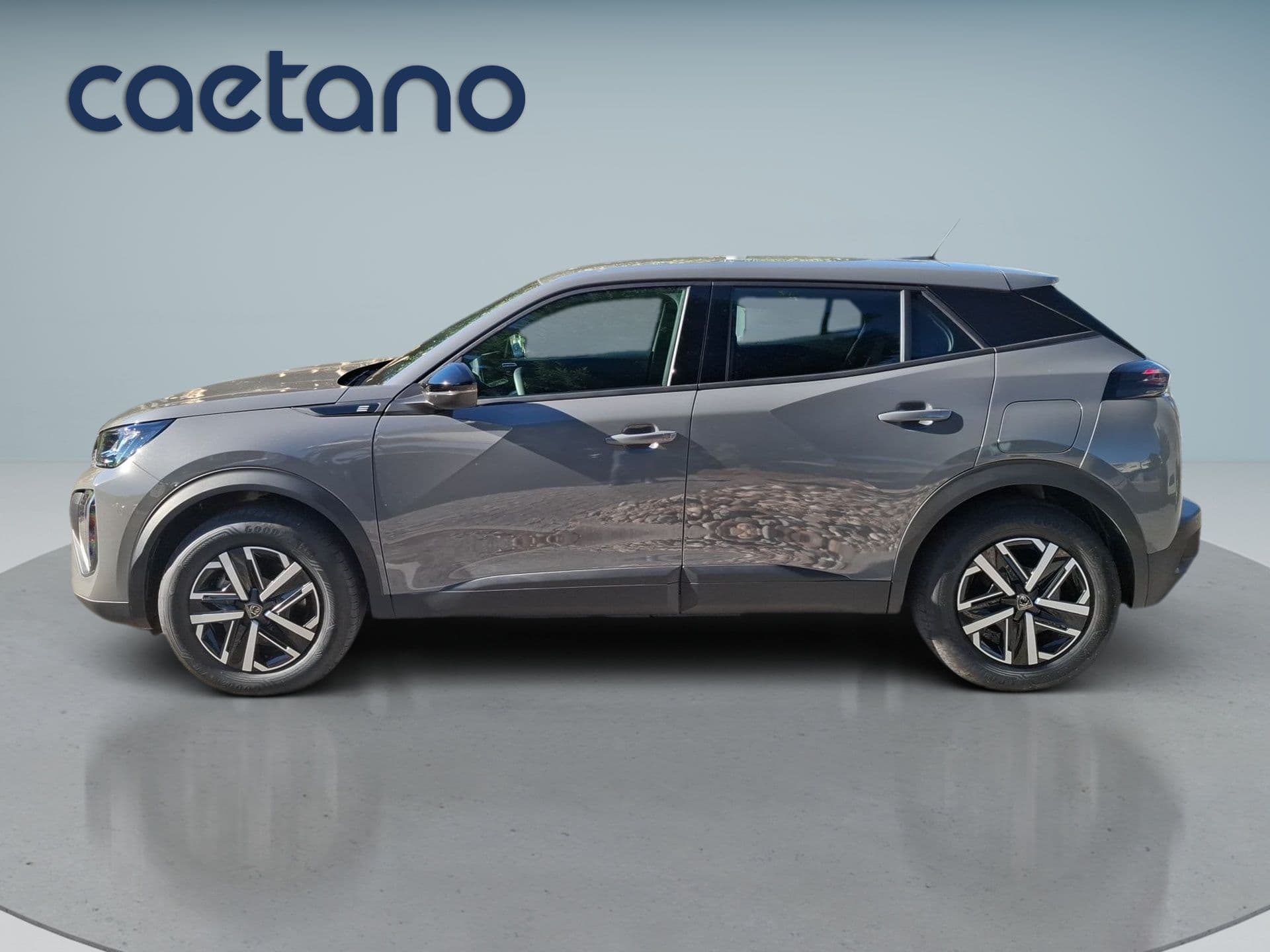 Peugeot E-2008 - 6