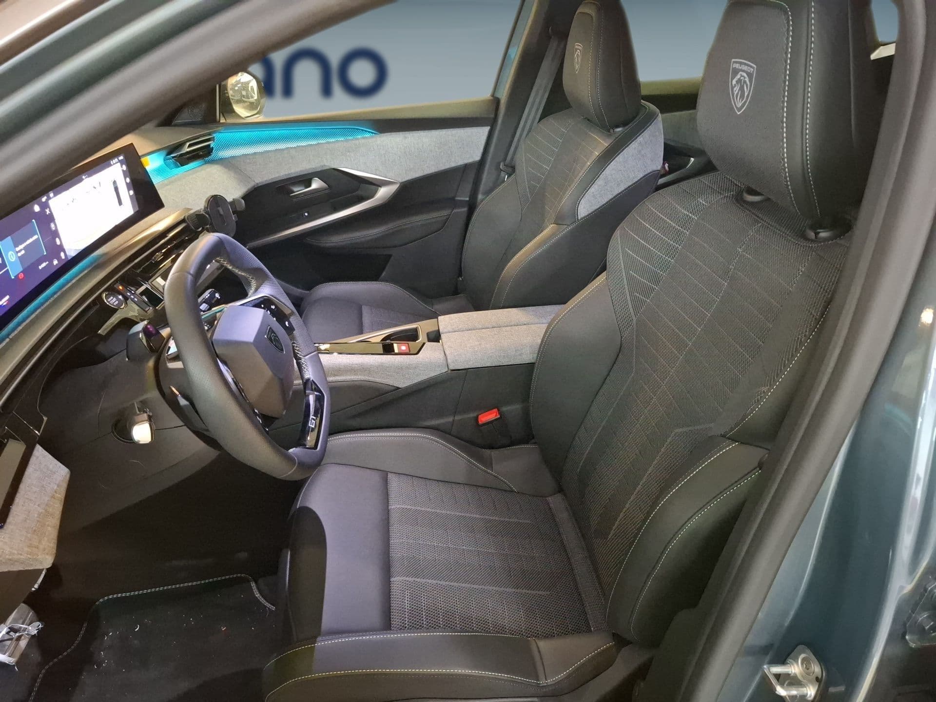 Peugeot 3008 - 11