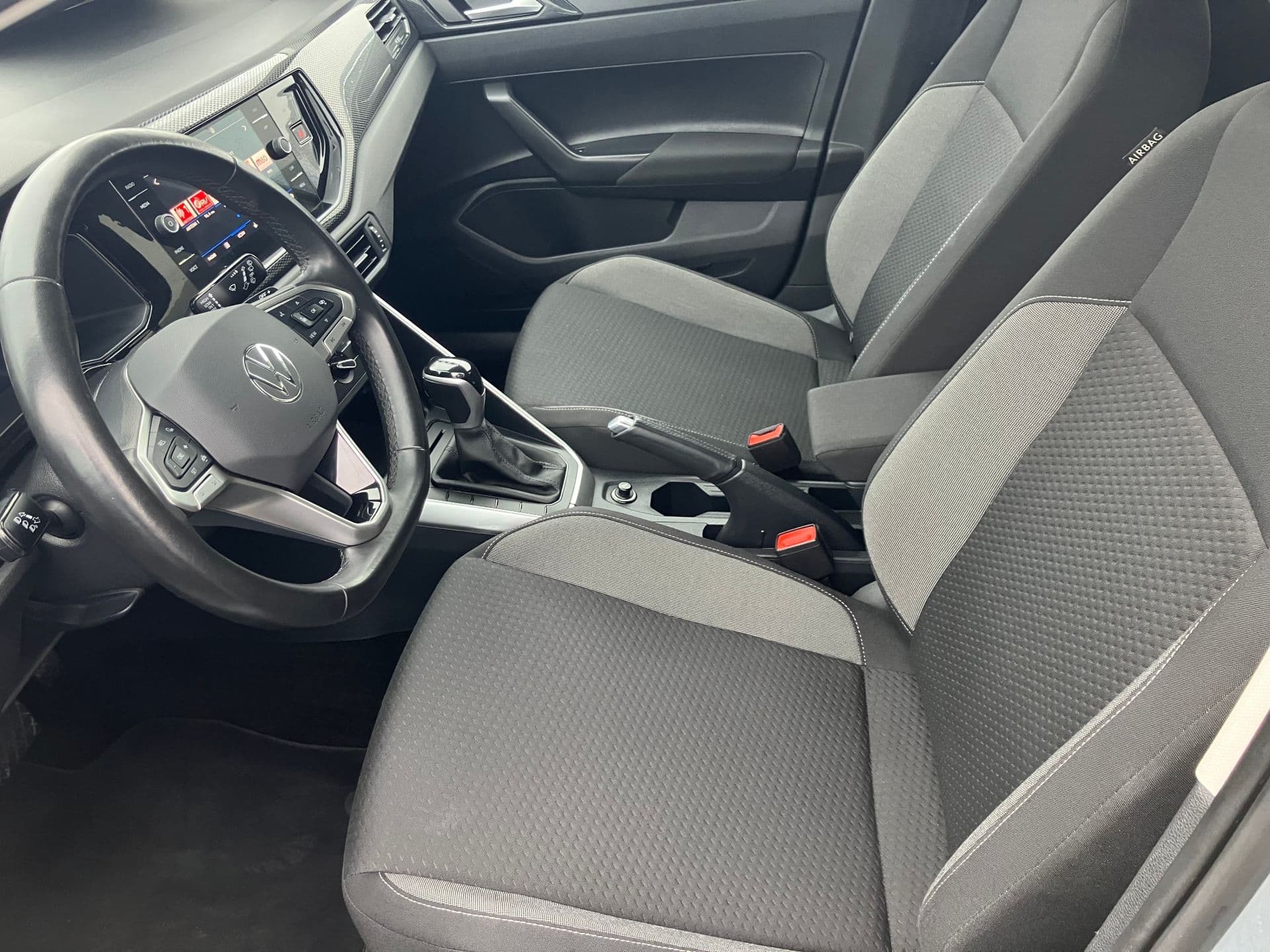 Volkswagen Polo - 12