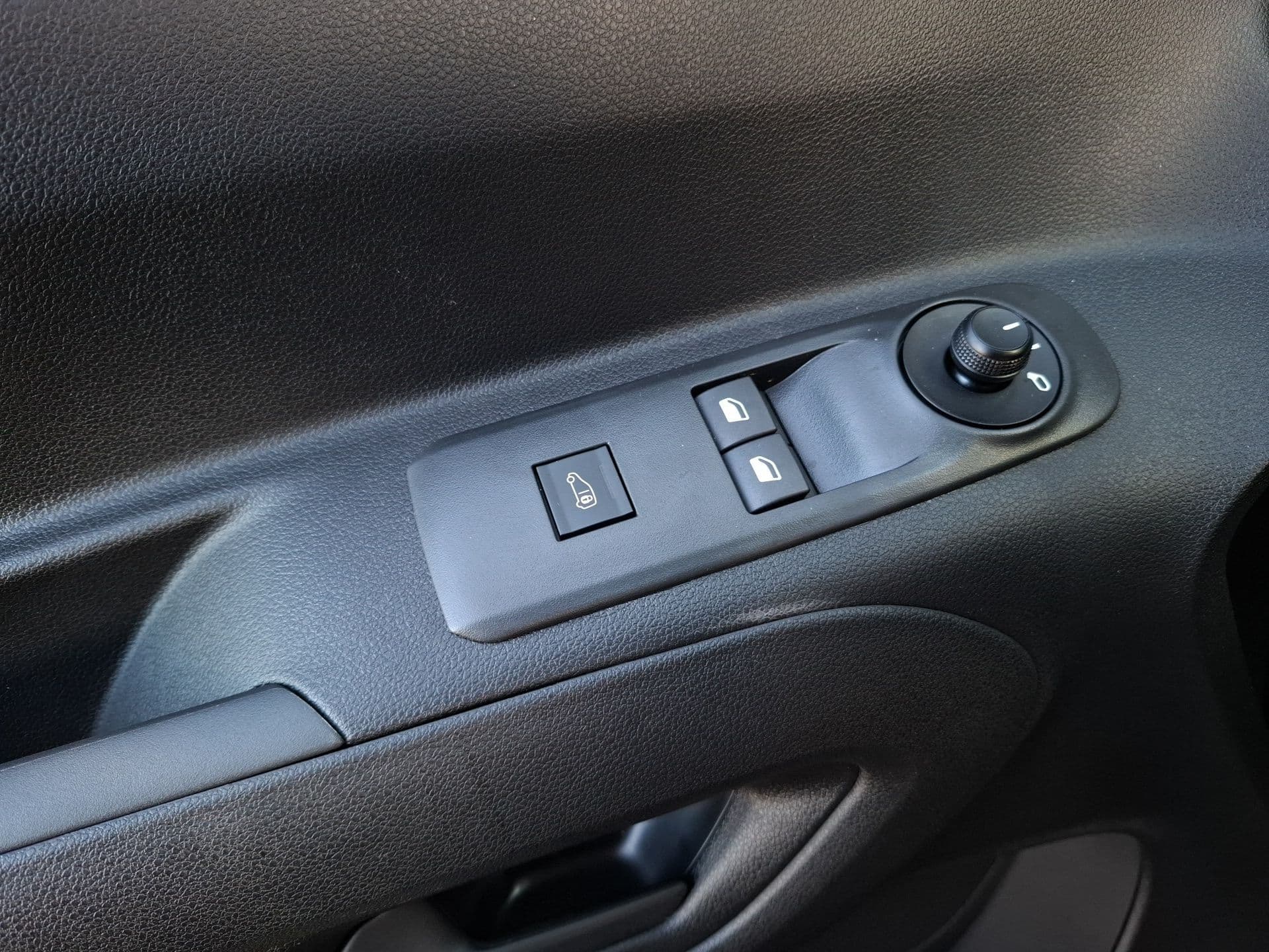 Opel Combo - 11