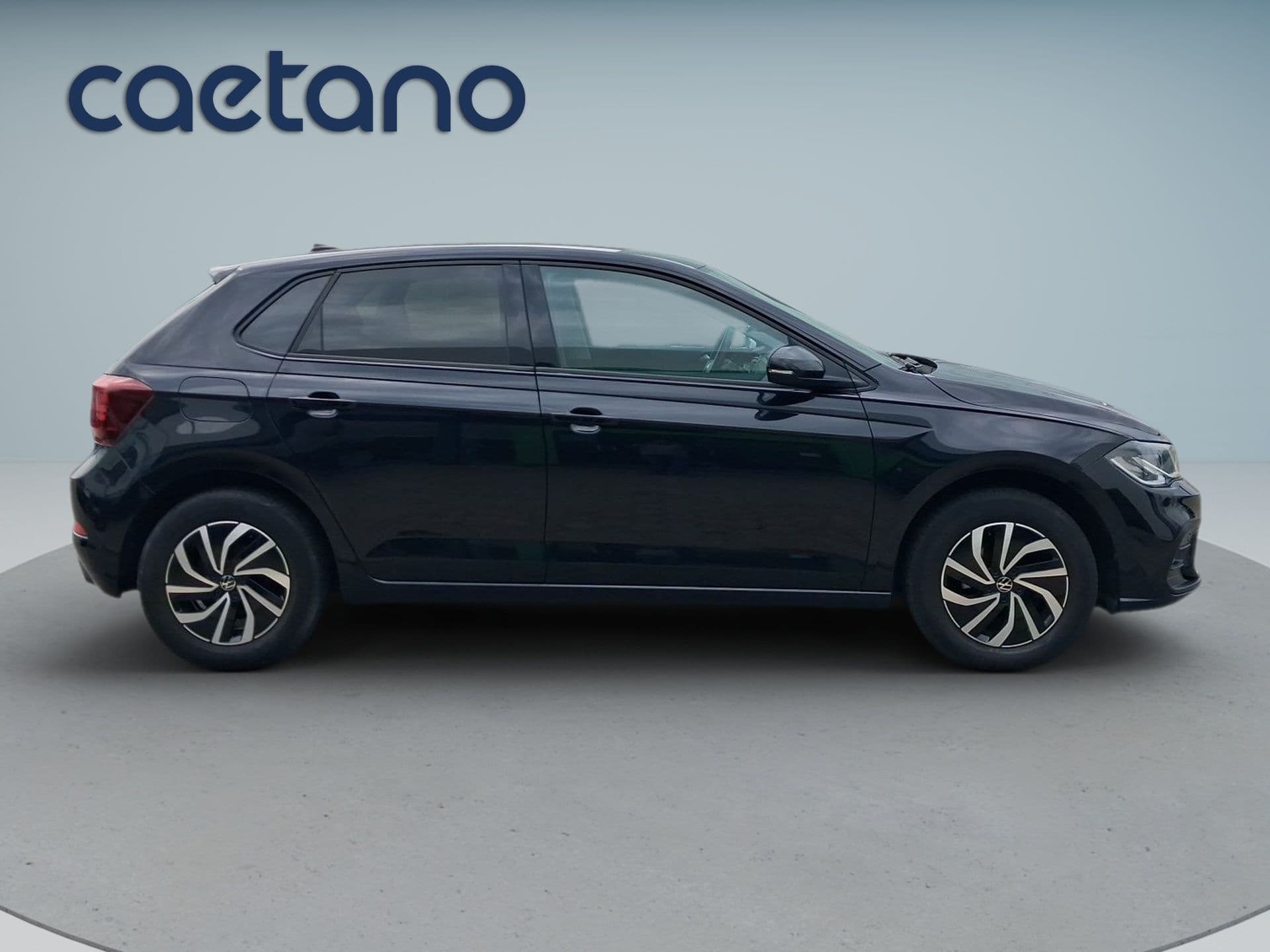 Volkswagen Polo - 8