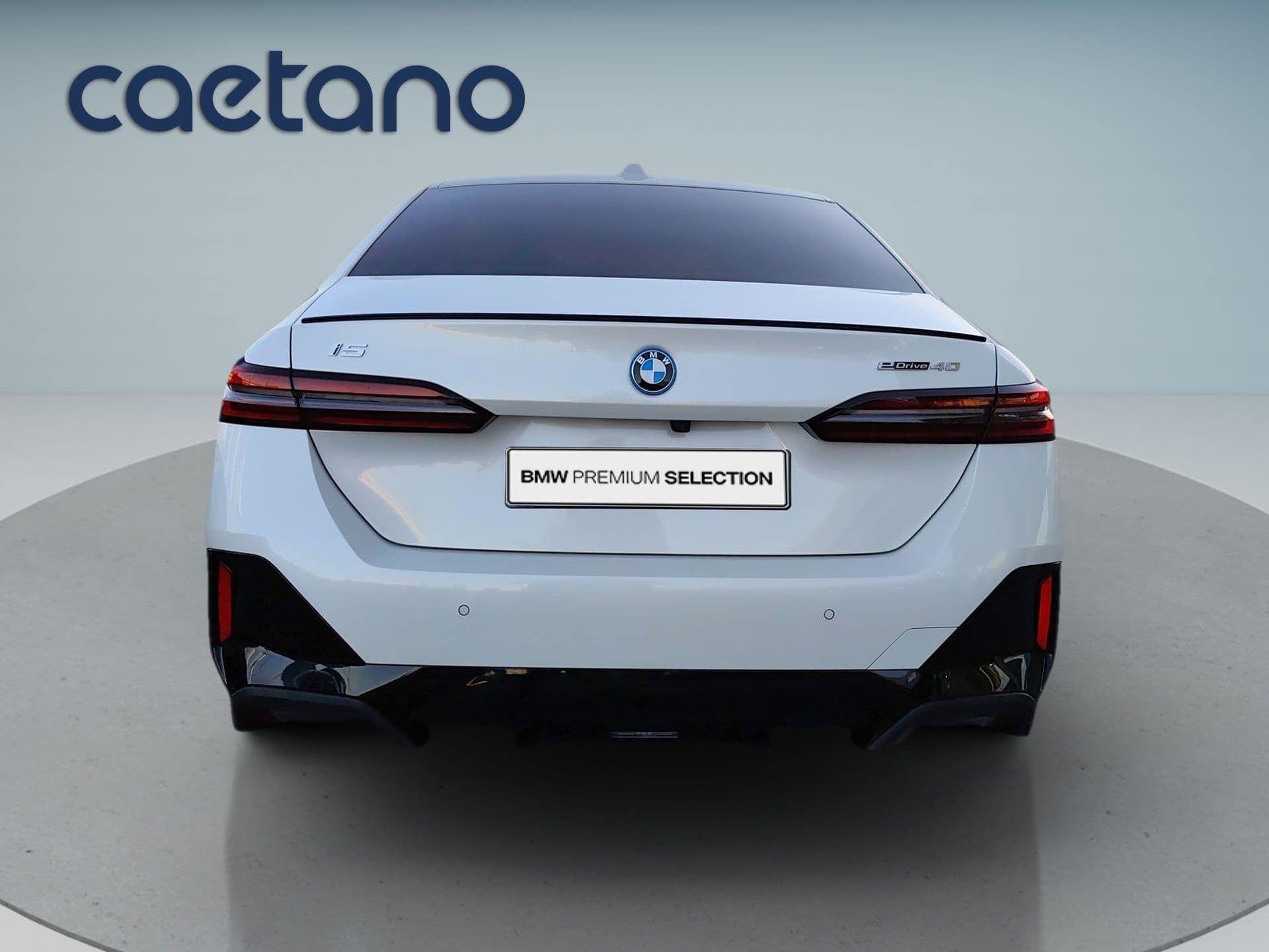 BMW i5 - 7