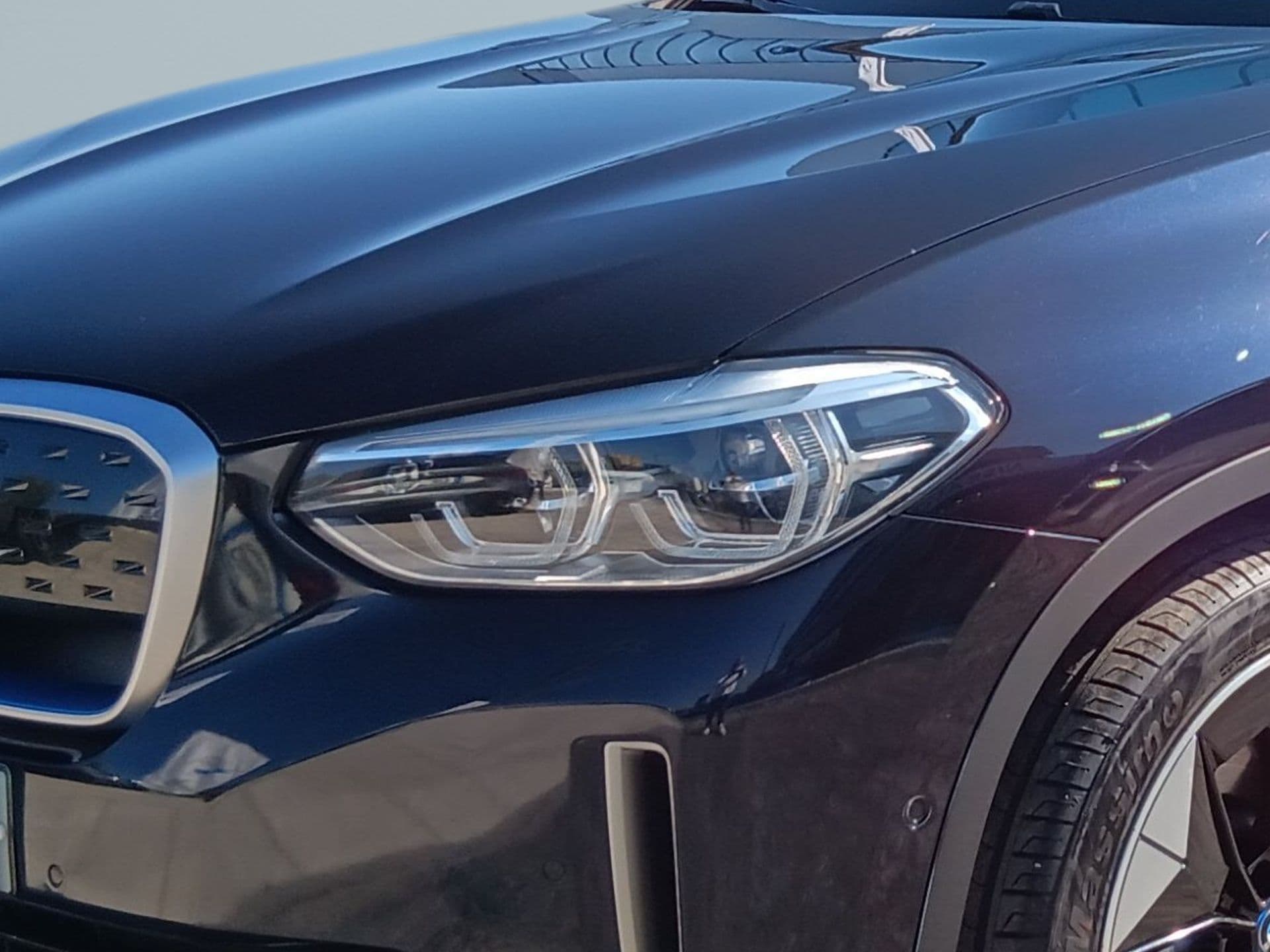 BMW IX3 - 6
