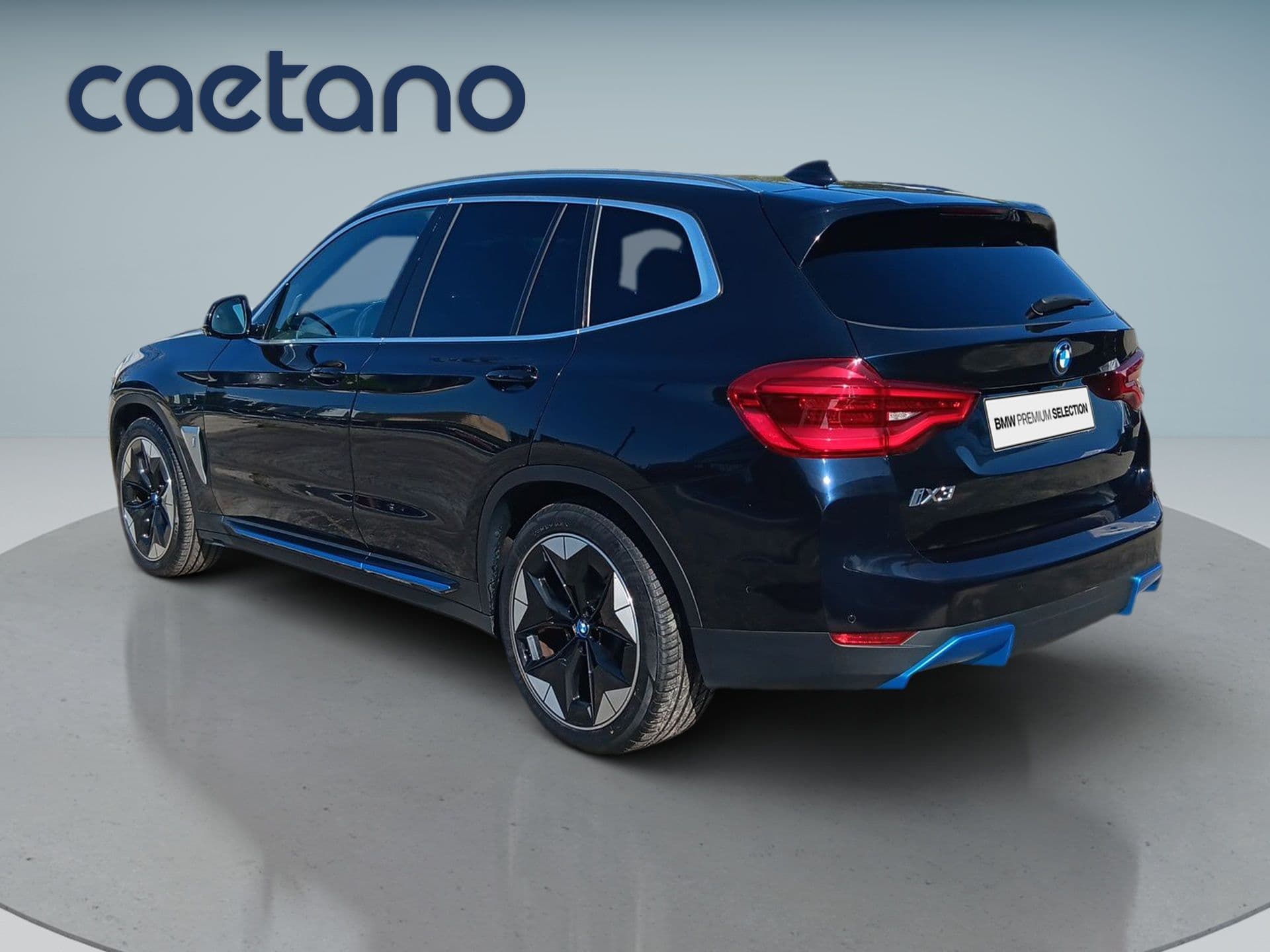 BMW IX3 - 7