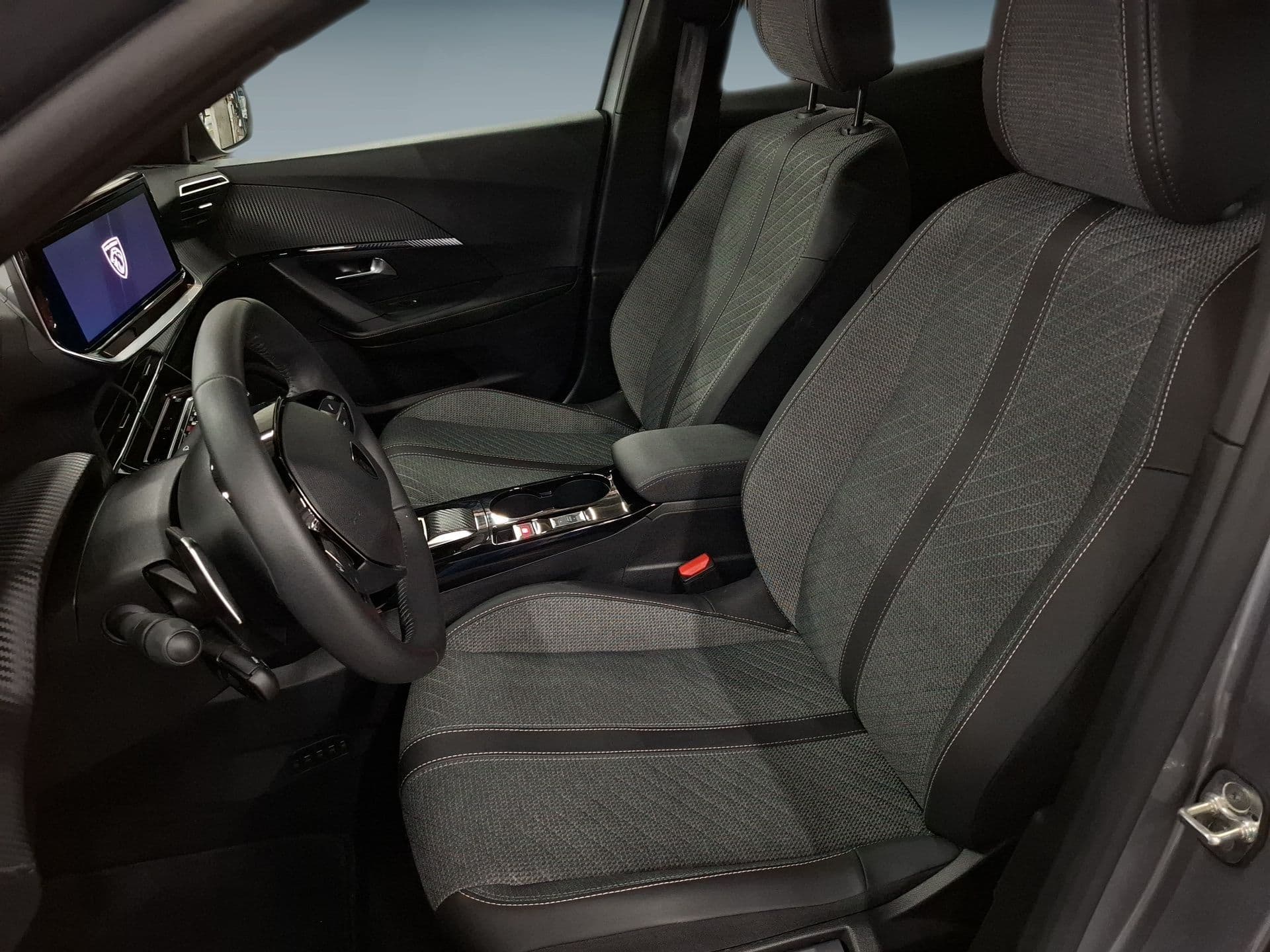 Peugeot 2008 - 11