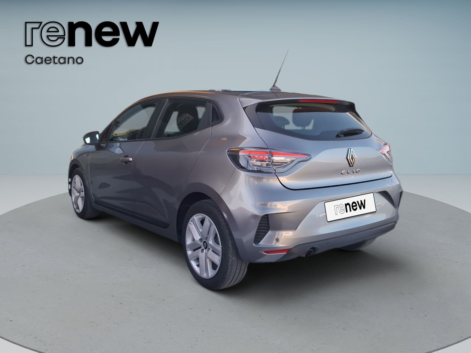 Renault Clio - 9