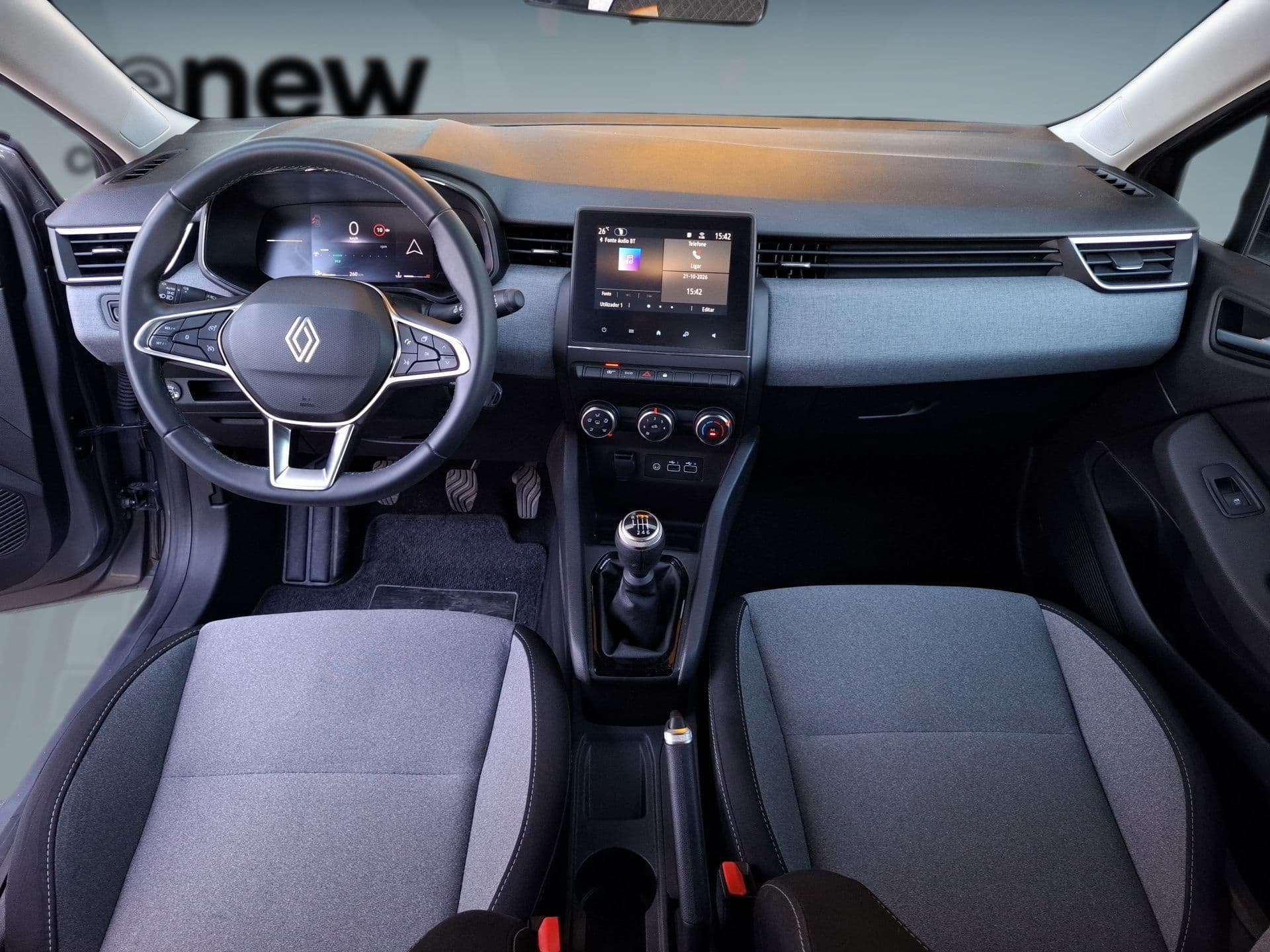 Renault Clio - 12