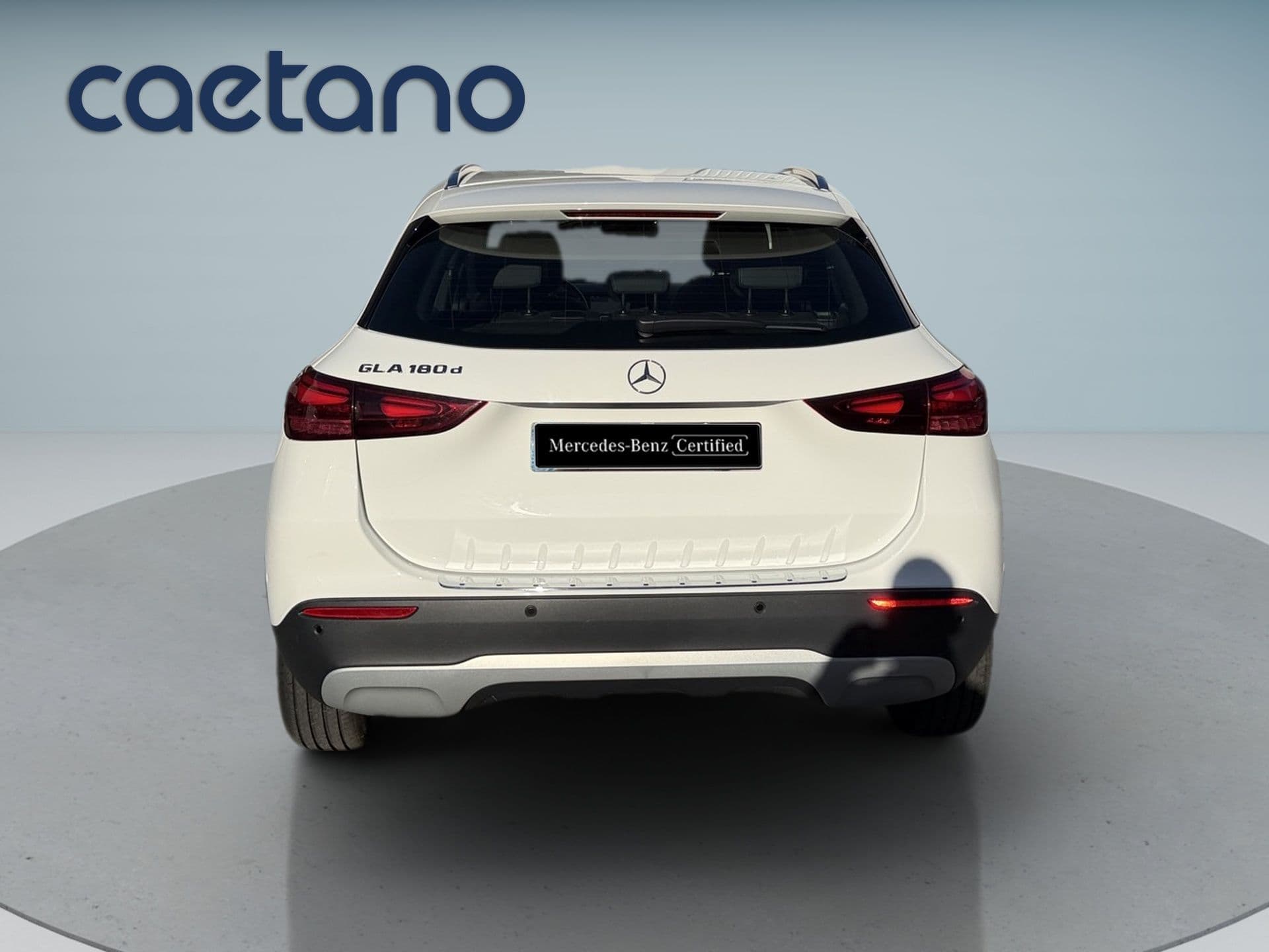 Mercedes-Benz GLA - 5