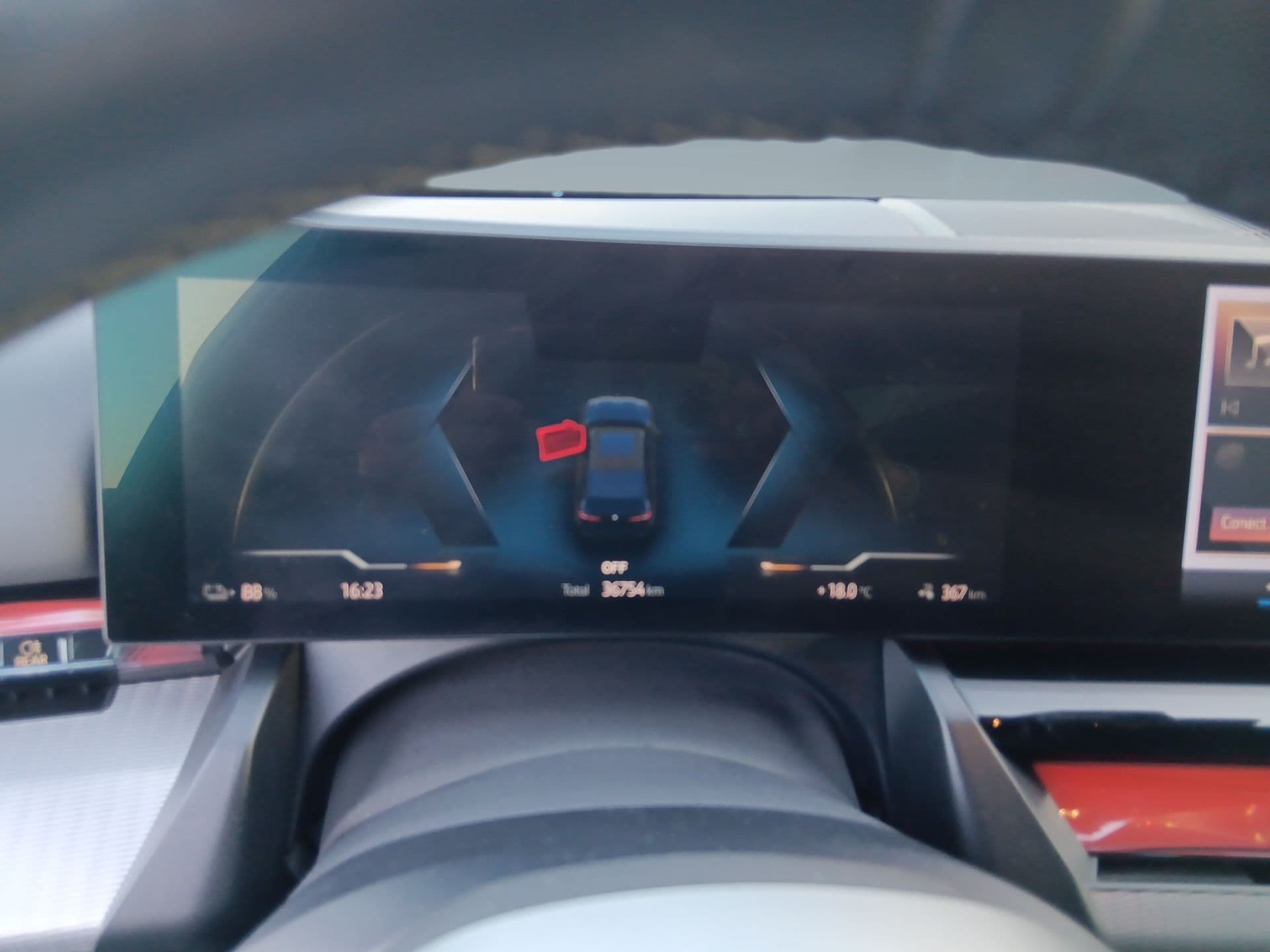 BMW i5 - 12