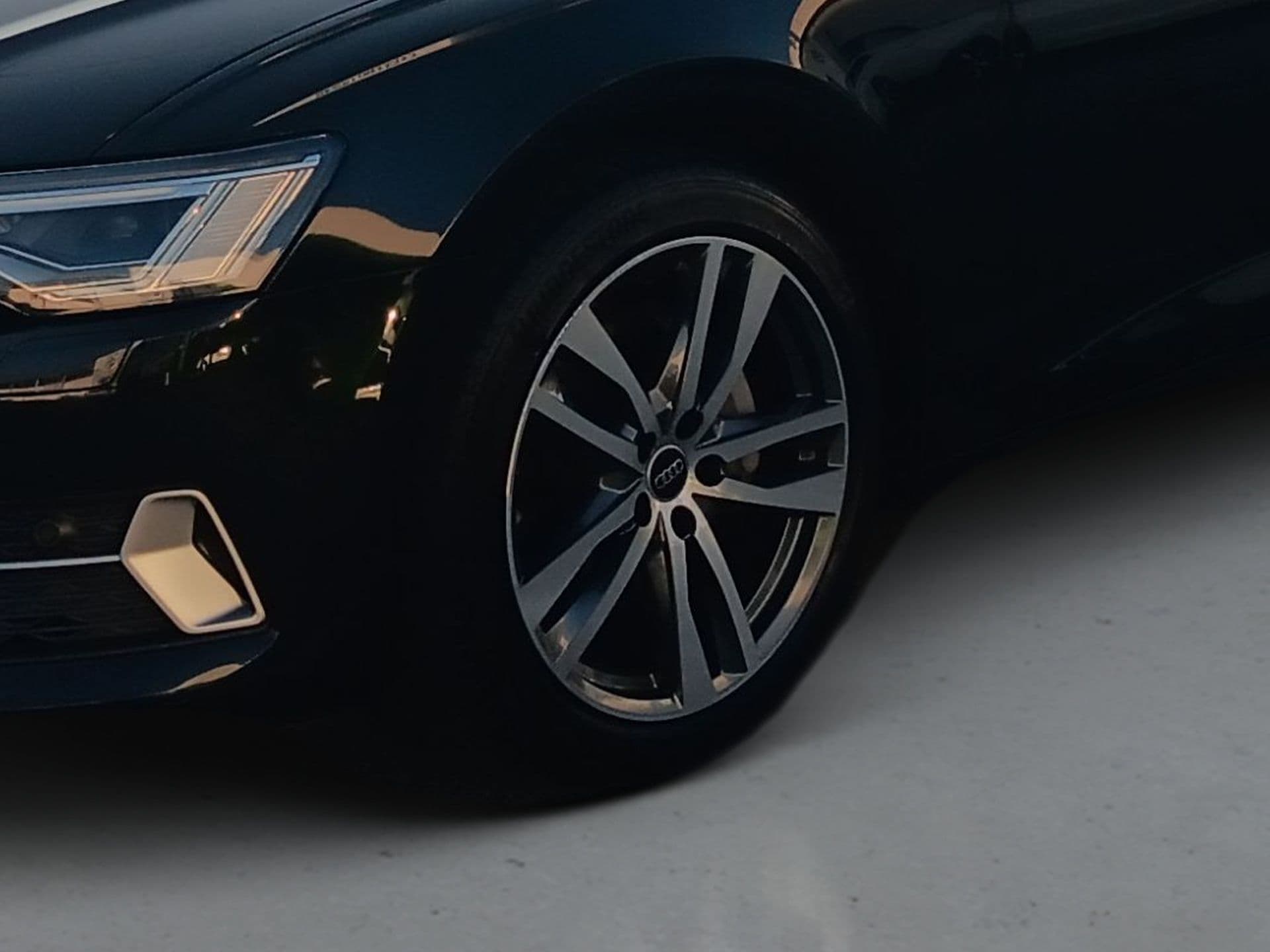 Audi A6 - 2
