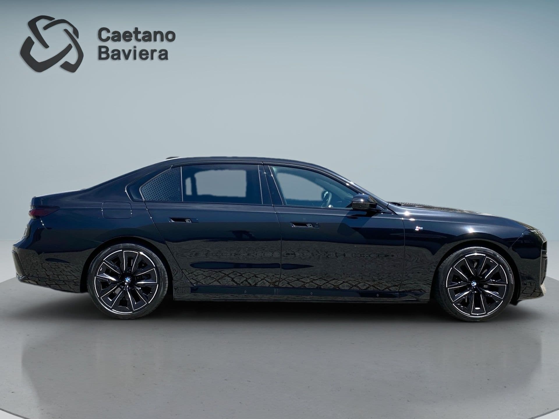 BMW I7 - 7