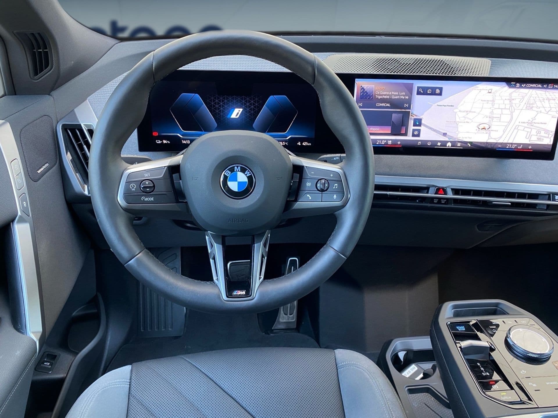 BMW iX - 11