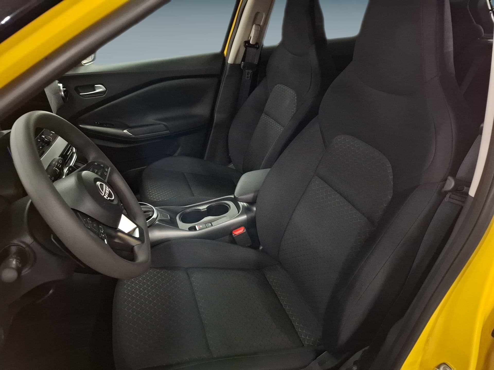 Nissan JUKE - 11