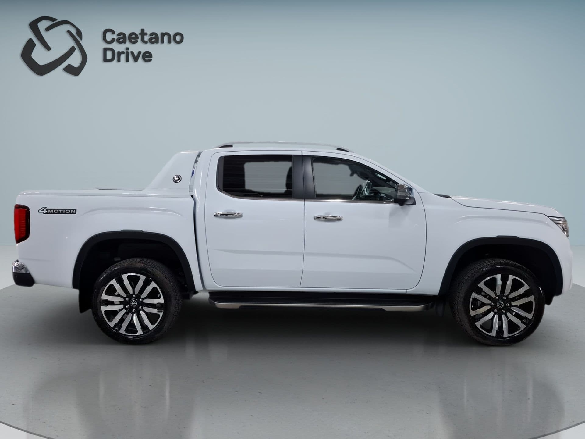 Volkswagen Amarok - 8