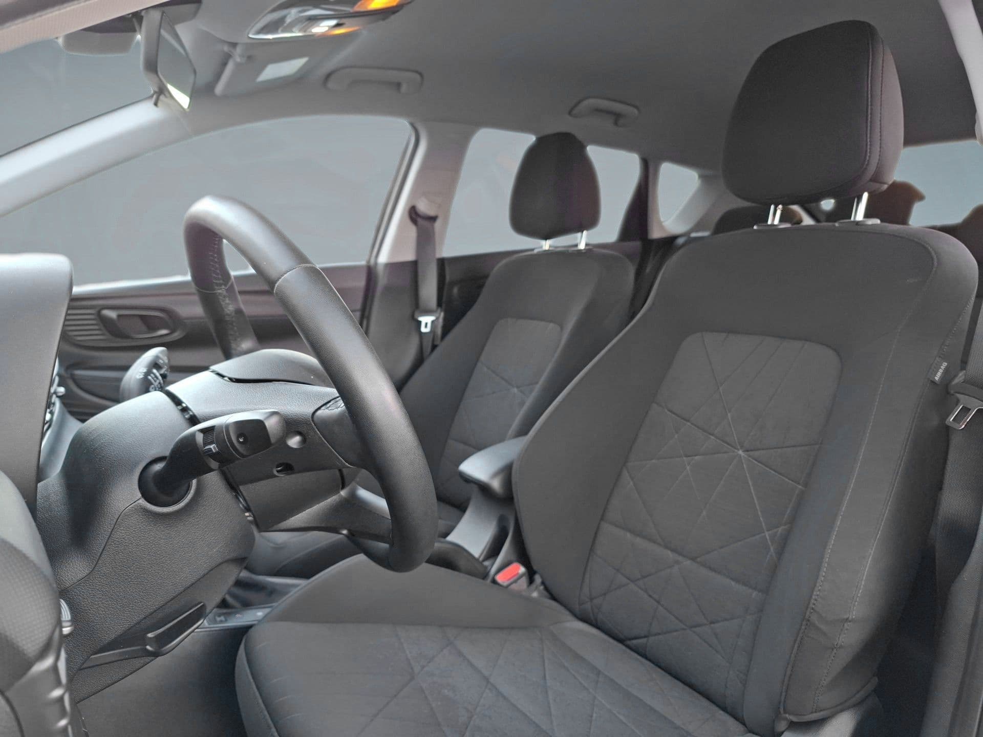 Hyundai Bayon - 12