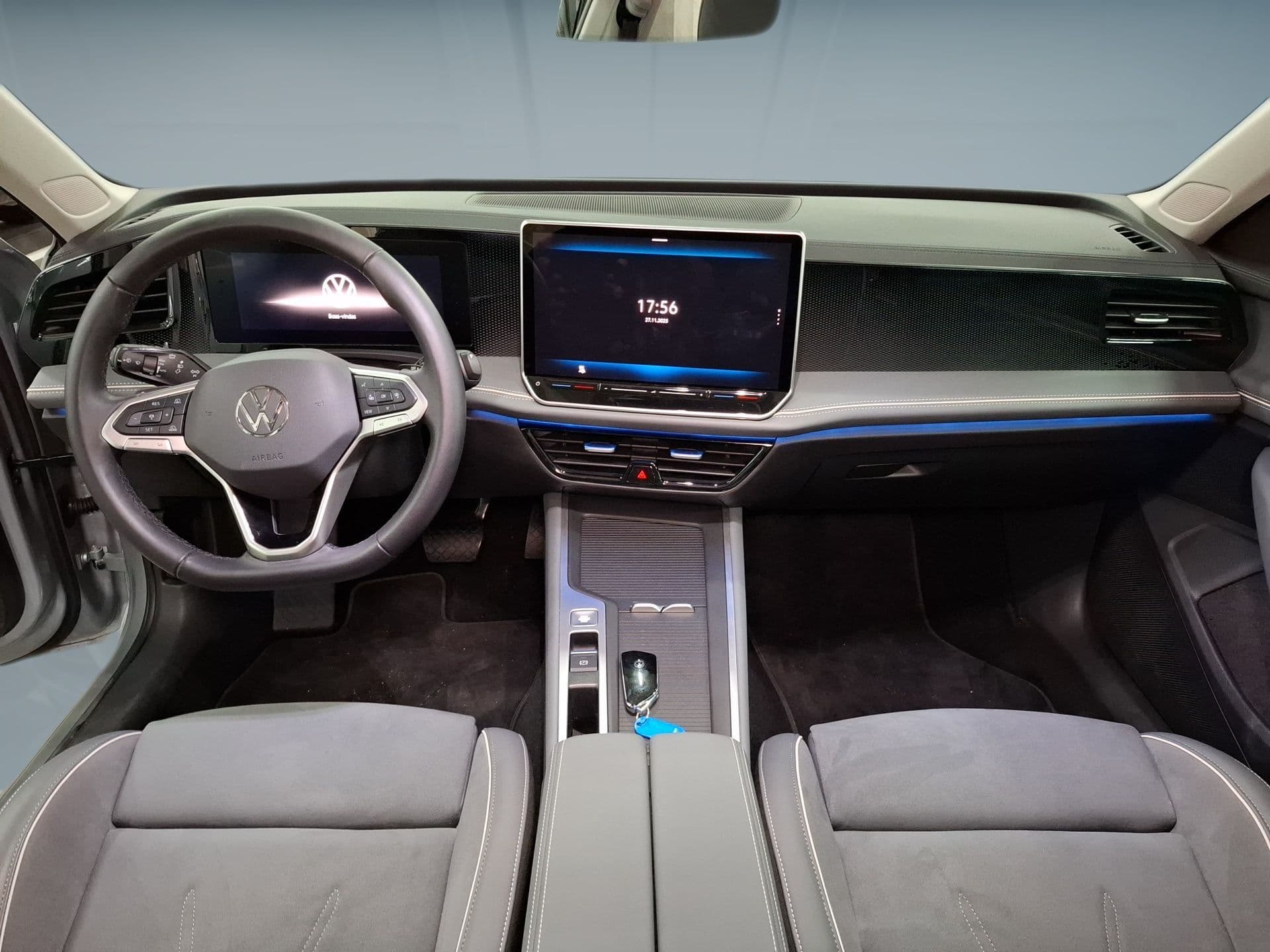 Volkswagen Passat - 10