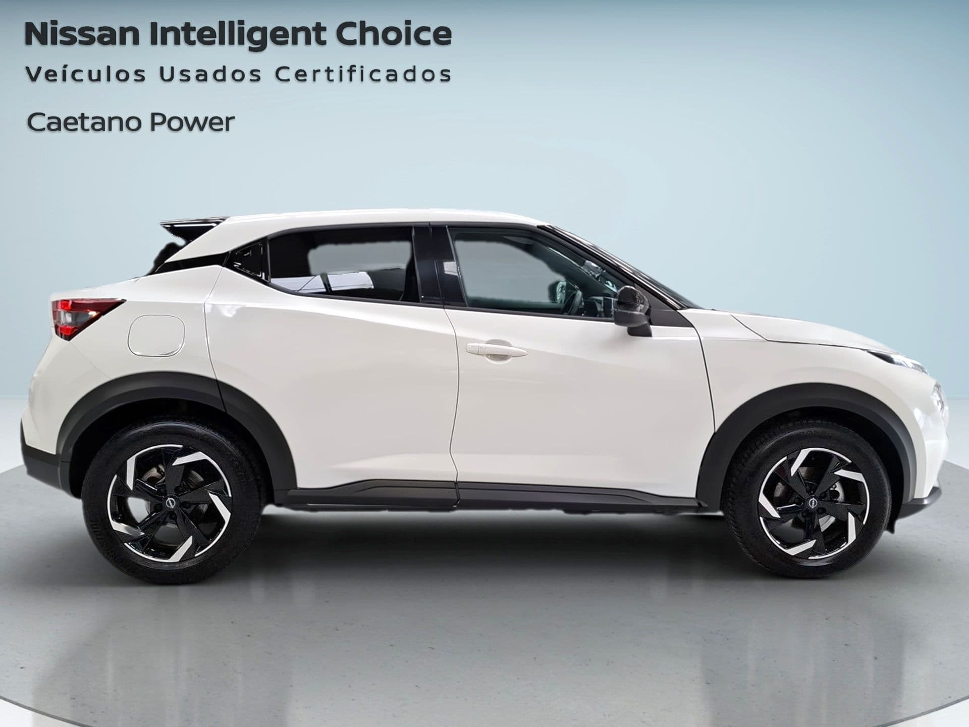 Nissan JUKE - 12