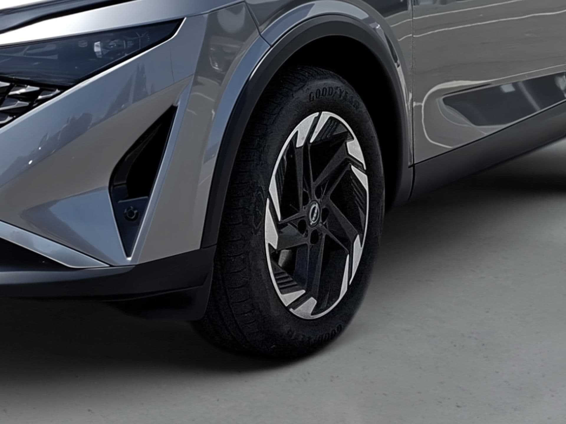 Nissan Qashqai - 2