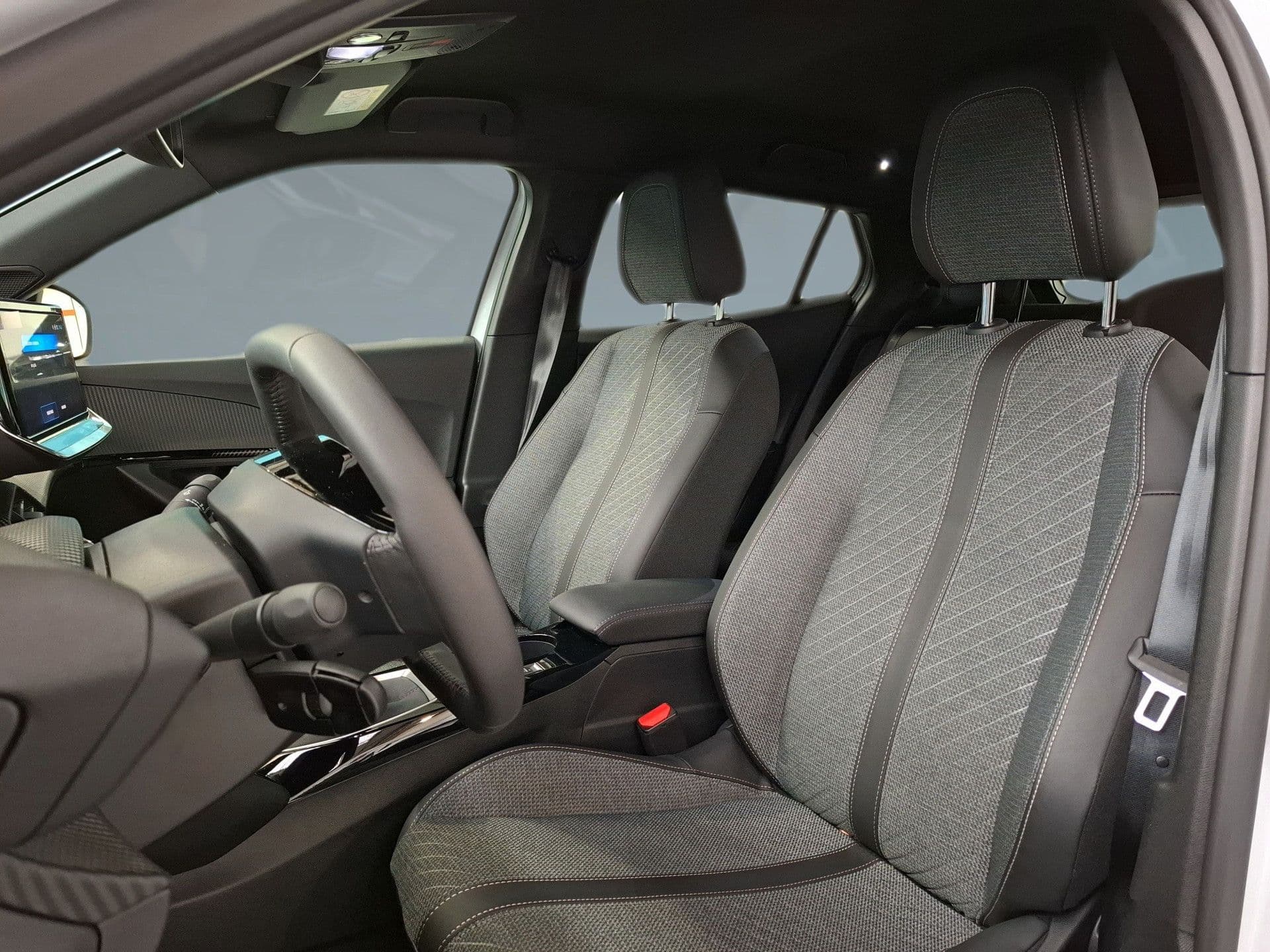 Peugeot 2008 - 7