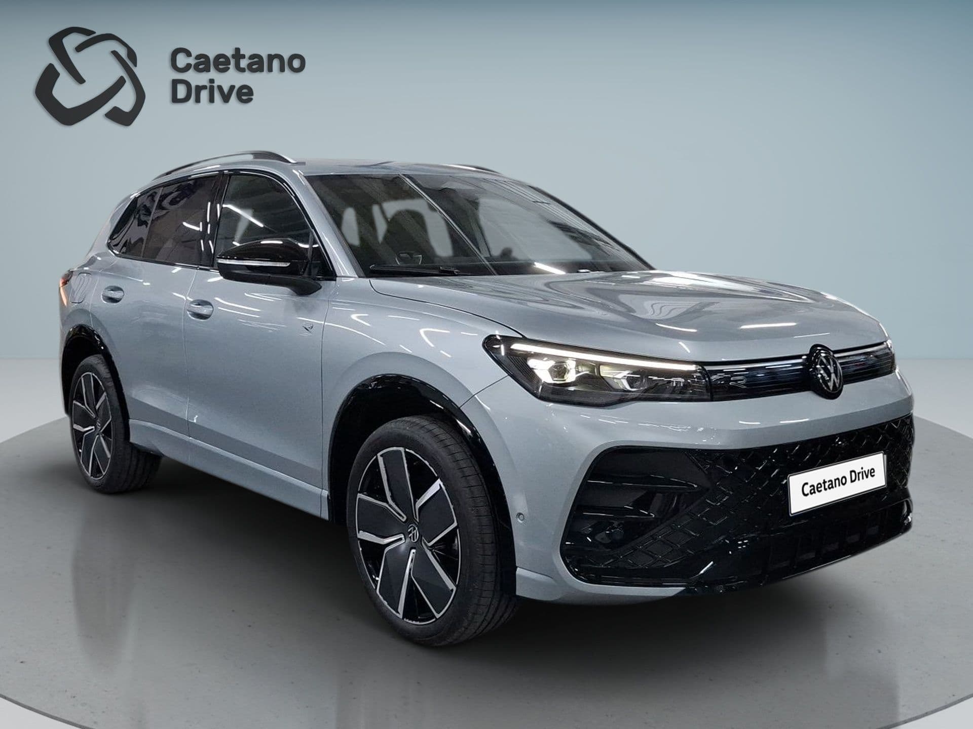 Volkswagen Tiguan - 7