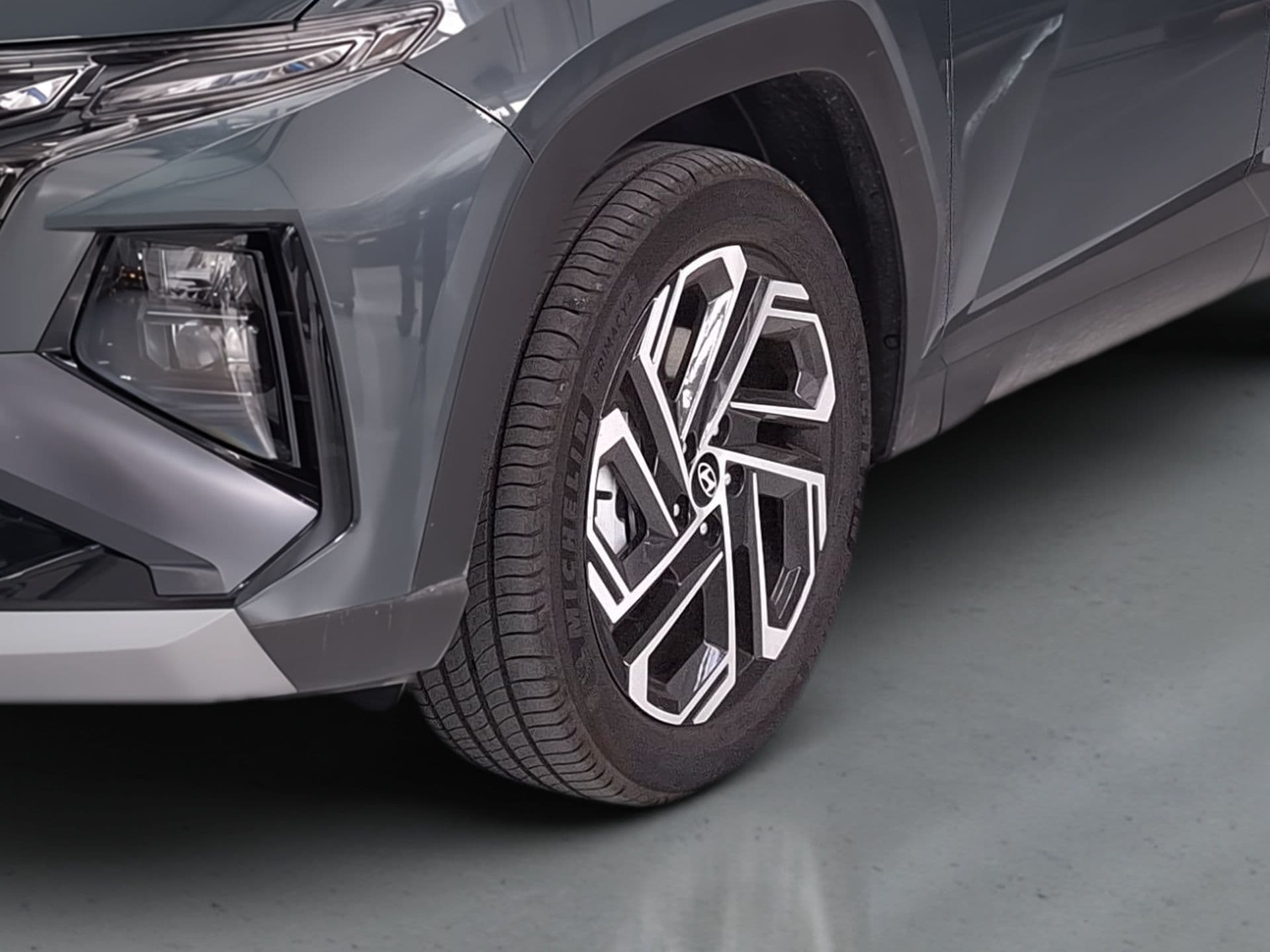 Hyundai Tucson - 4