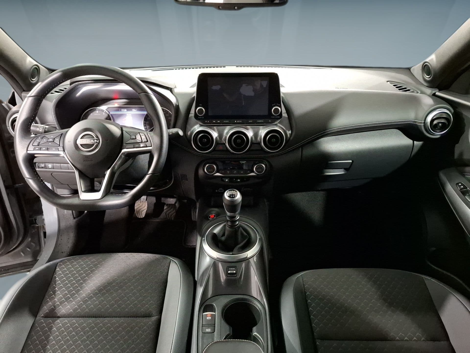 Nissan JUKE - 9