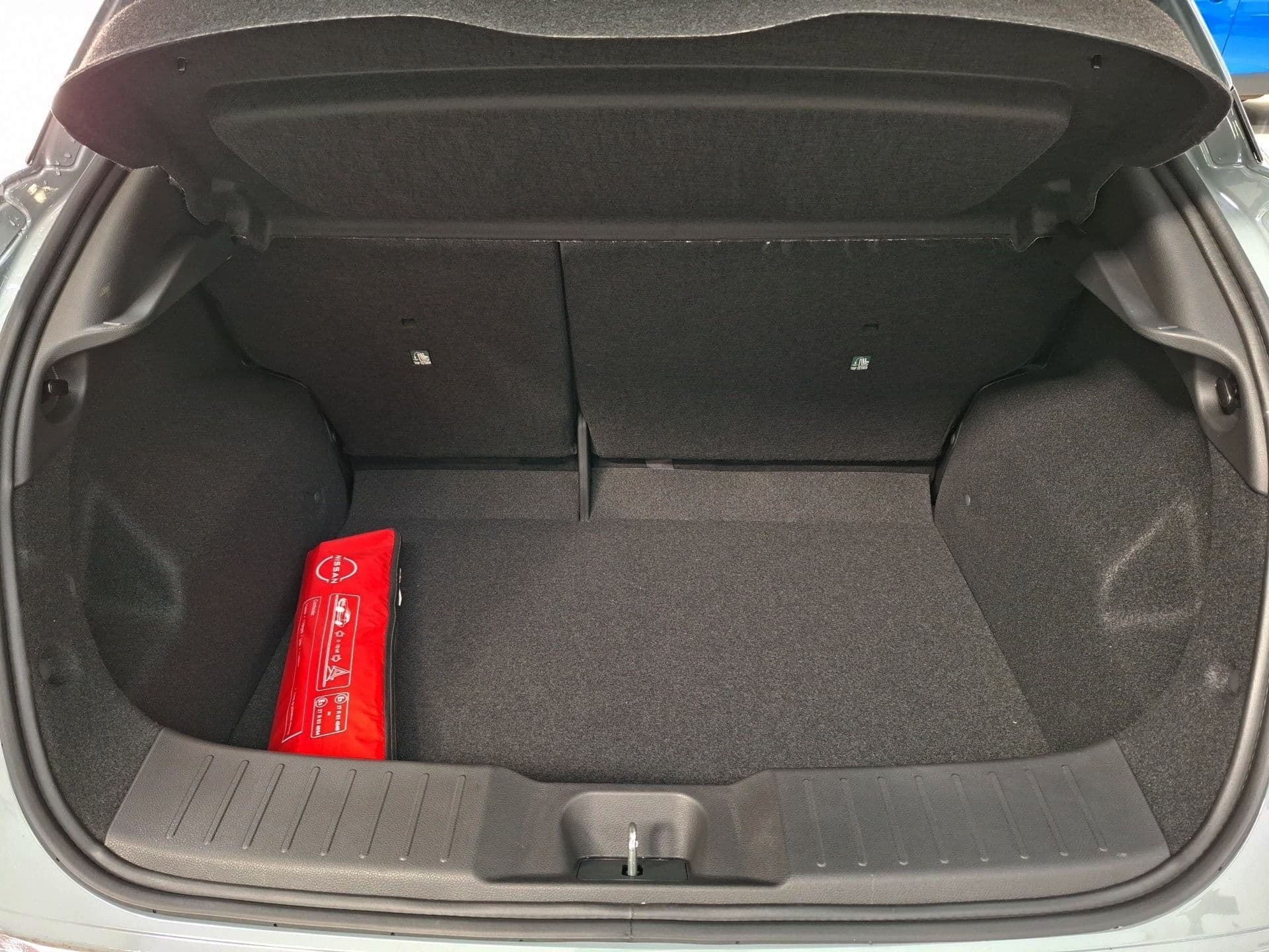 Nissan JUKE - 12