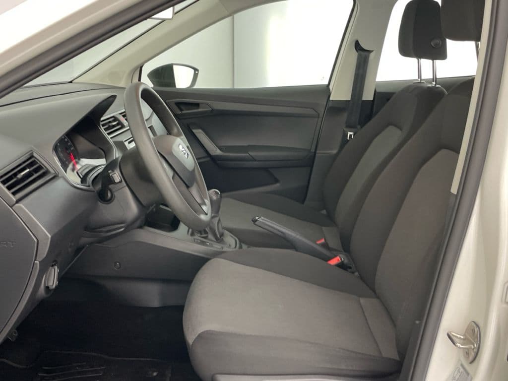 SEAT Arona - 12