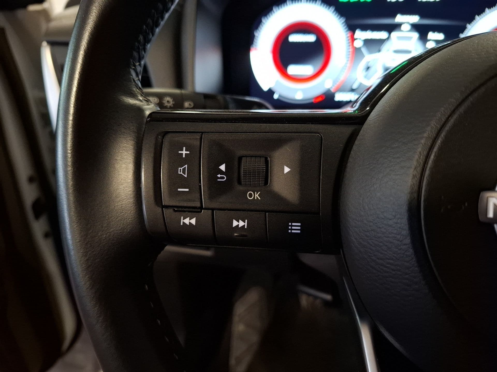 Nissan Qashqai - 7