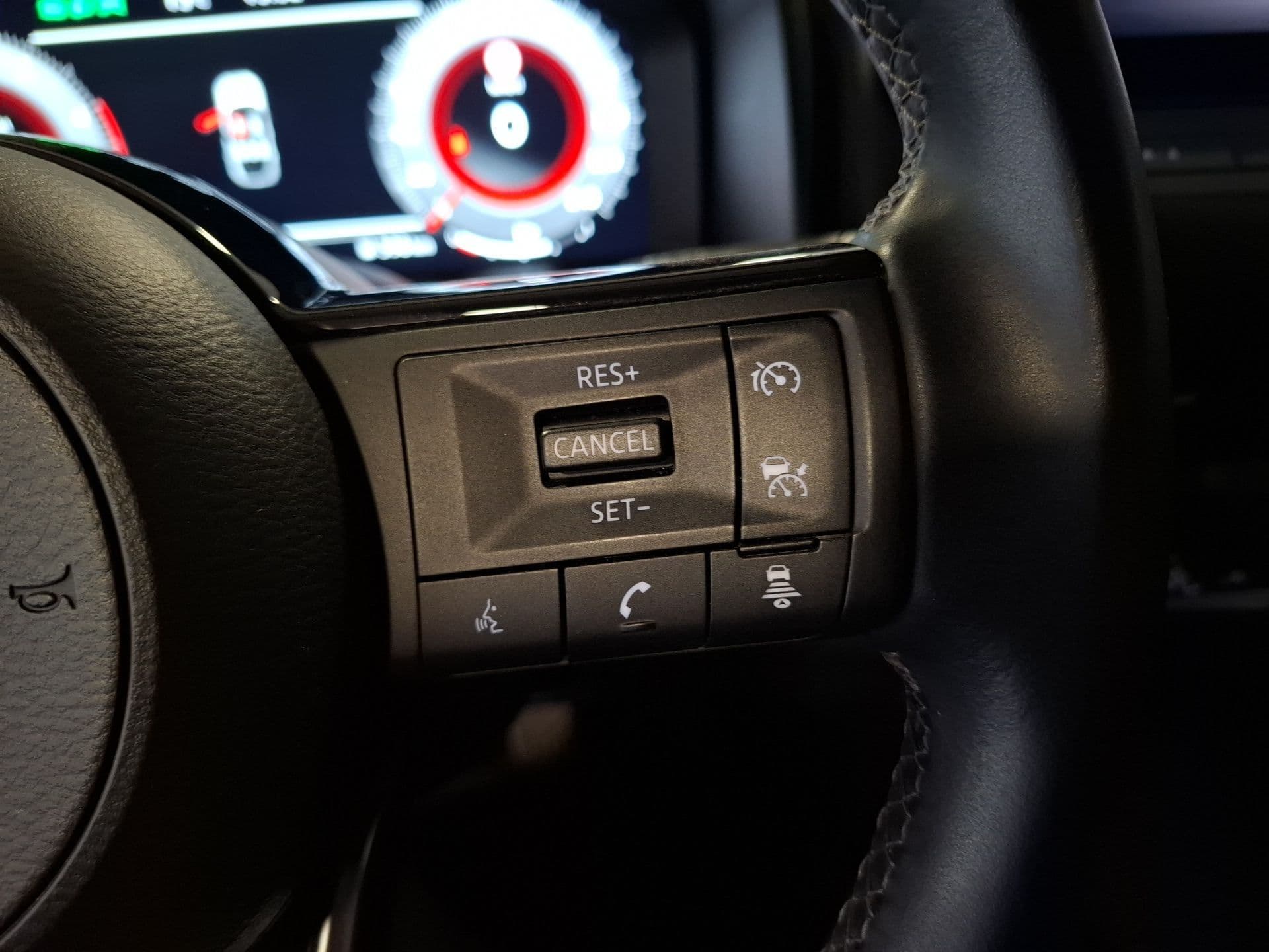 Nissan Qashqai - 12