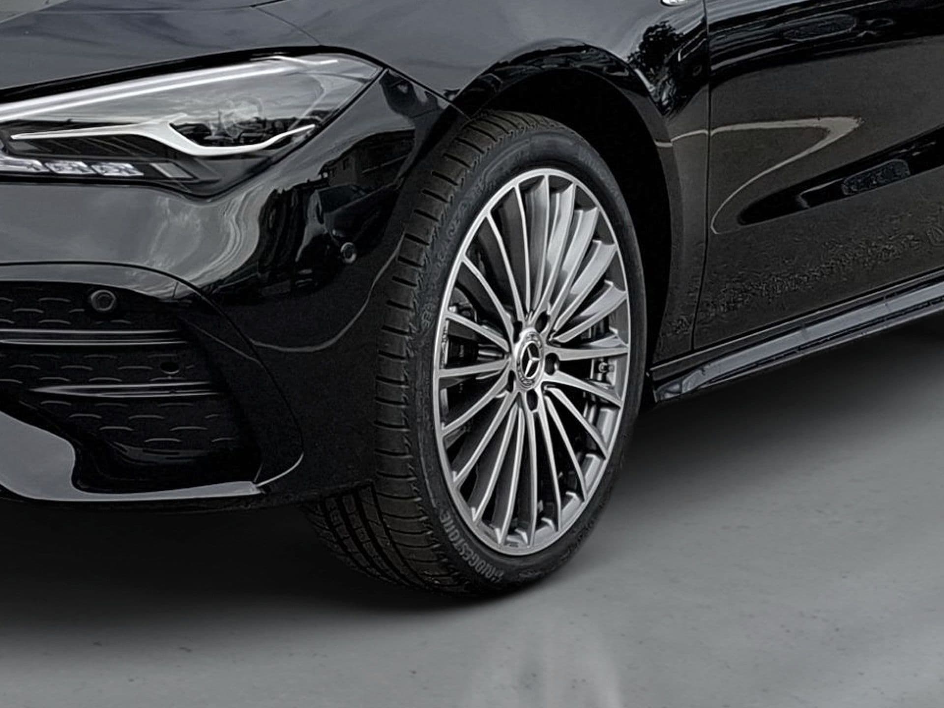 Mercedes-Benz CLA - 6