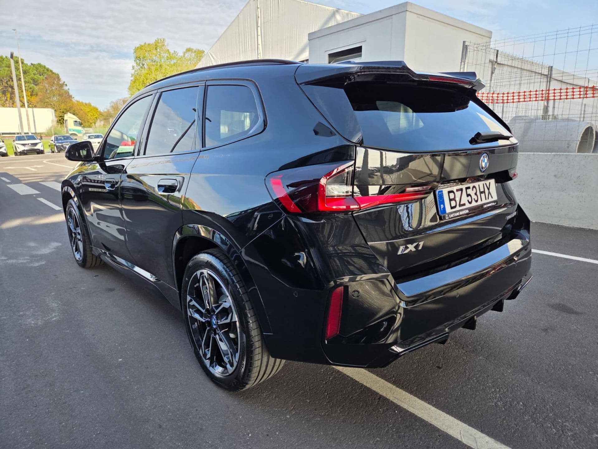 BMW iX1 - 2