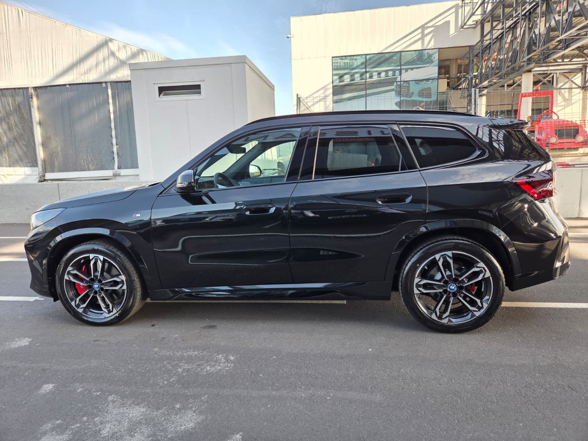 BMW iX1 - 5