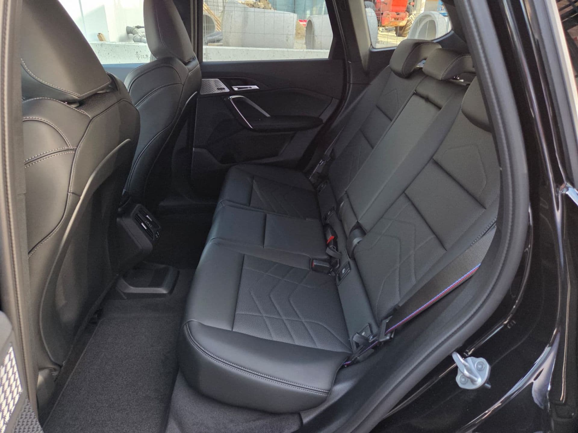 BMW iX1 - 7