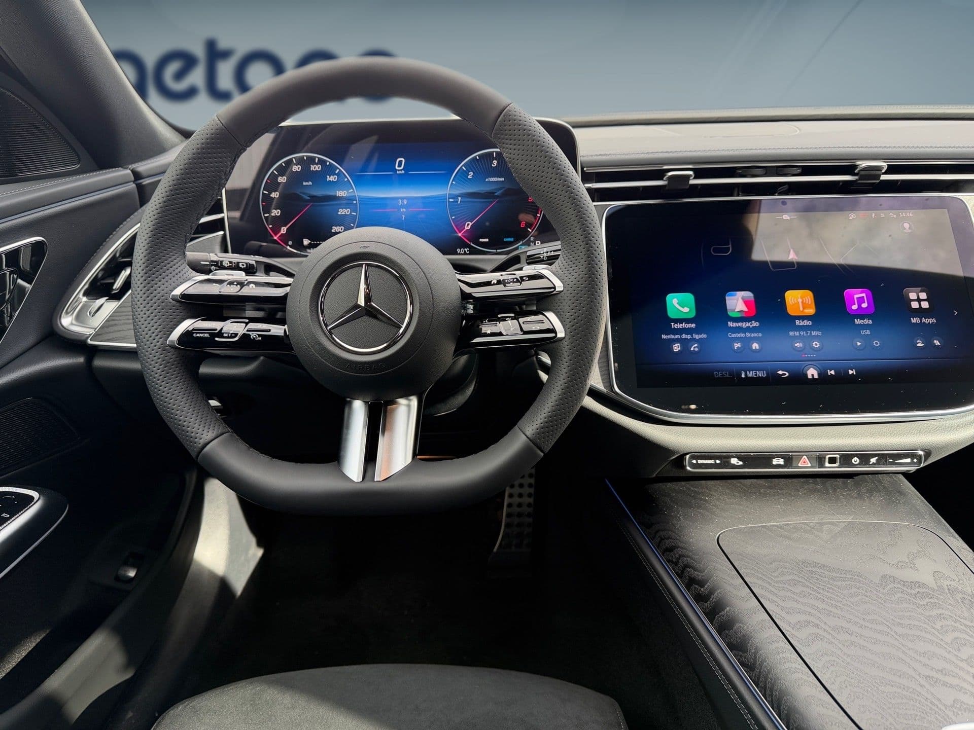 Mercedes-Benz Classe E - 12