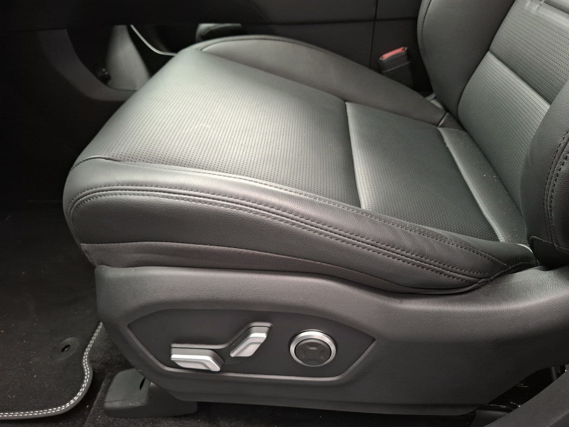 Hyundai Santa Fe - 10