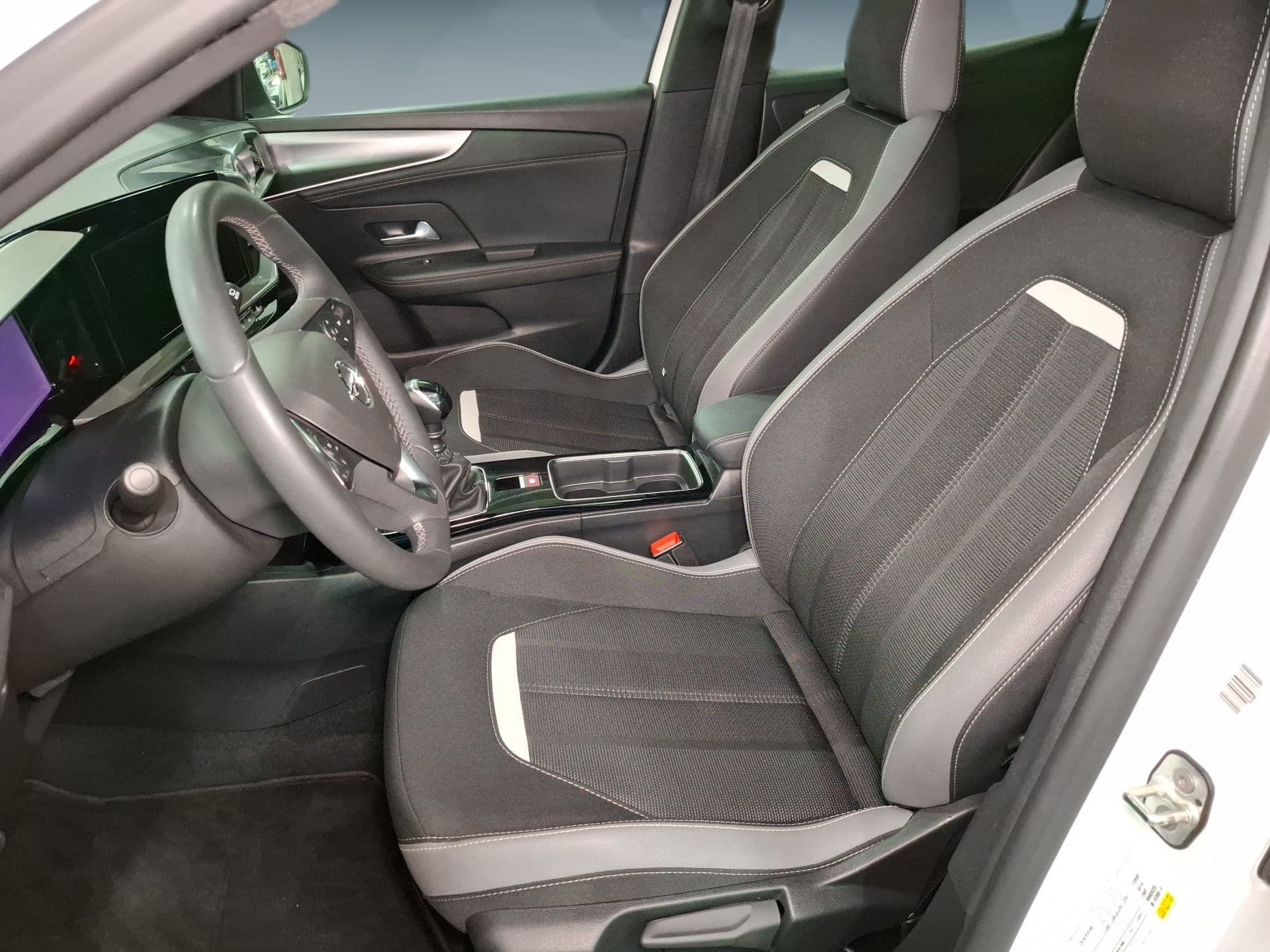 Opel Mokka - 11