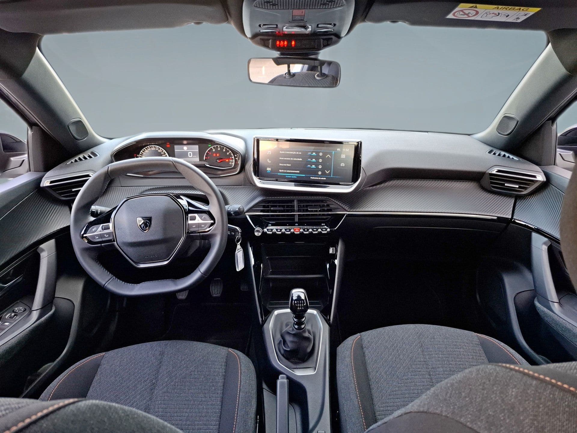 Peugeot 2008 - 10