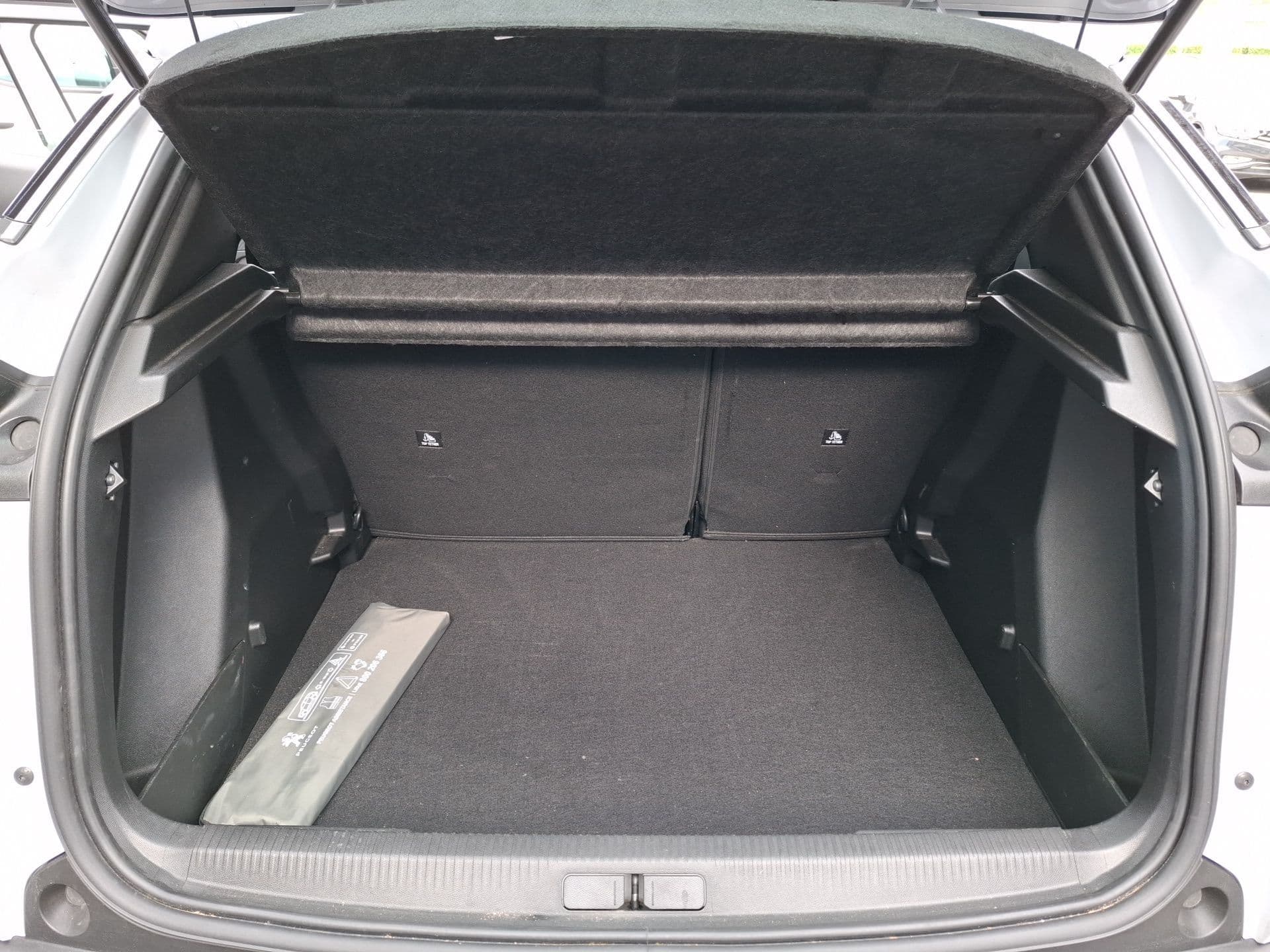 Peugeot 2008 - 7
