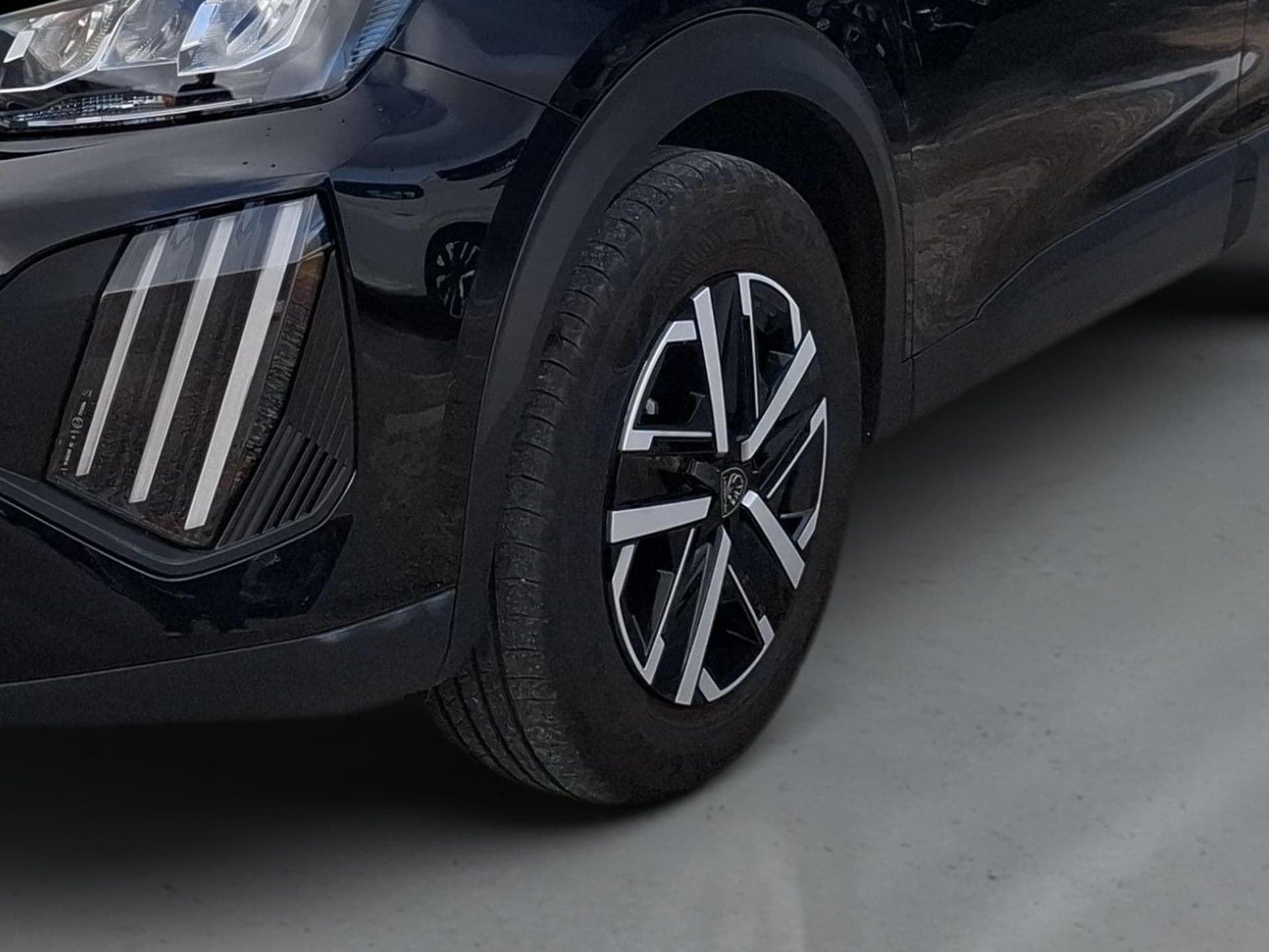Peugeot 2008 - 6