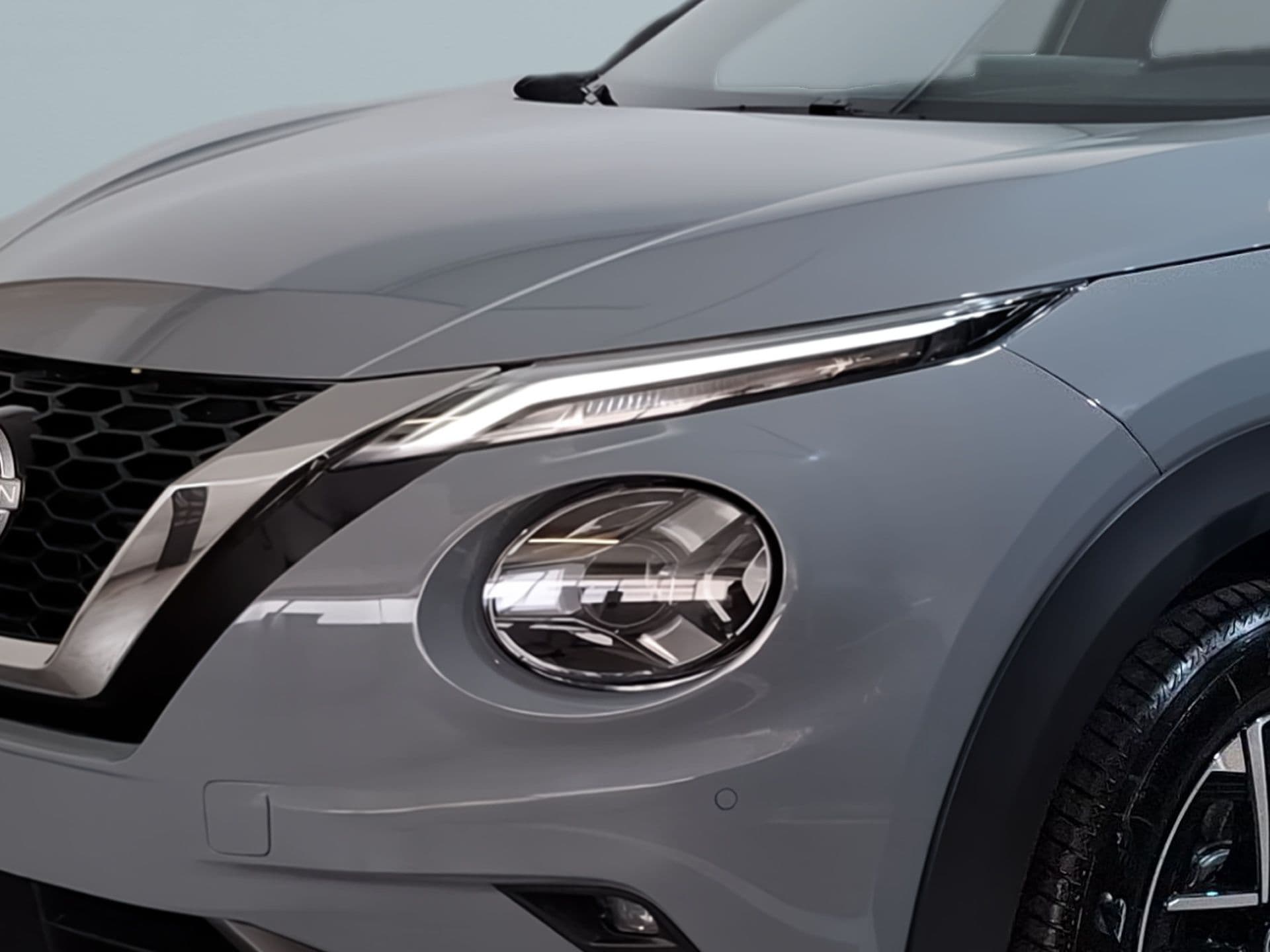Nissan JUKE - 2