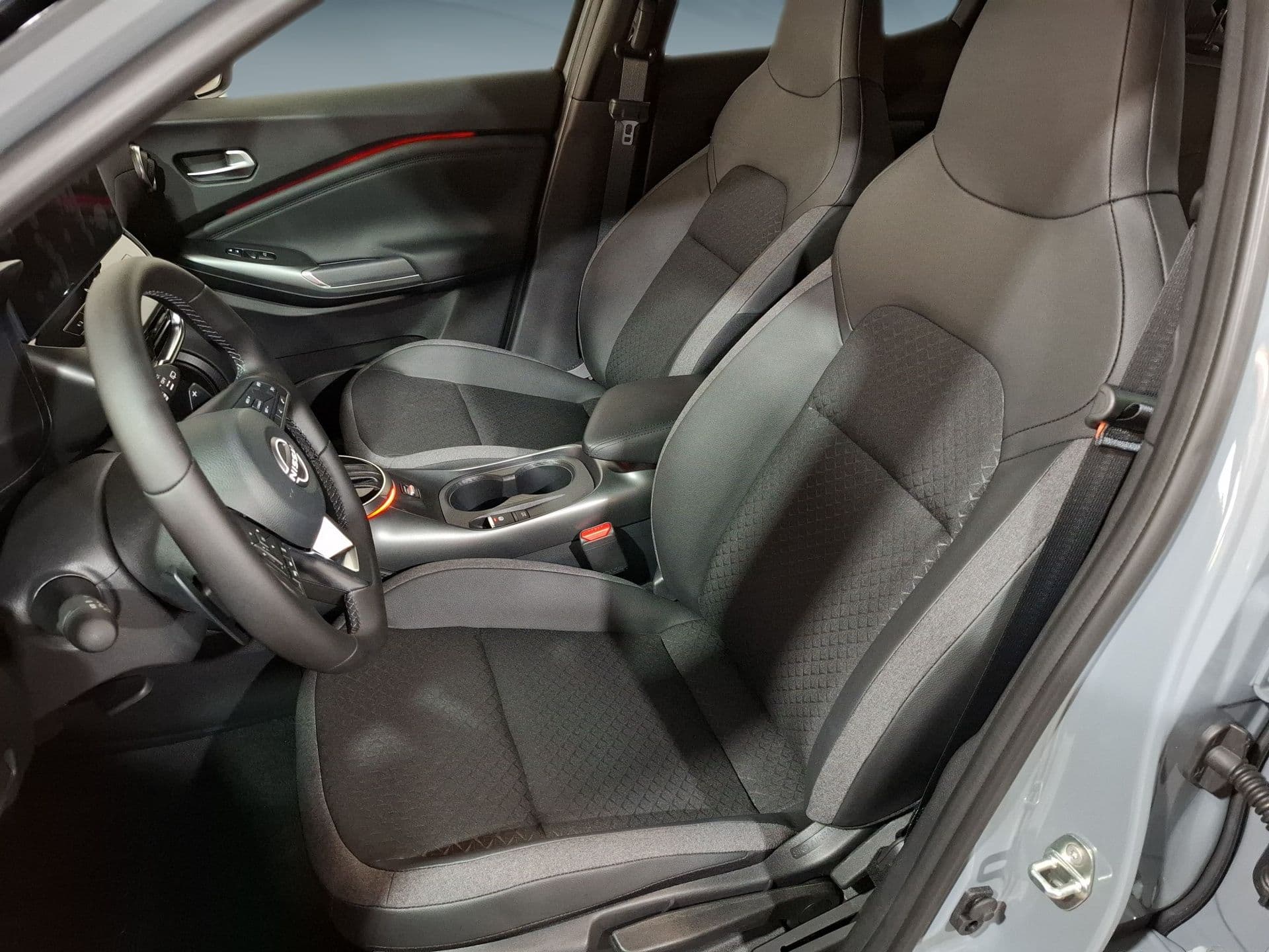 Nissan JUKE - 11