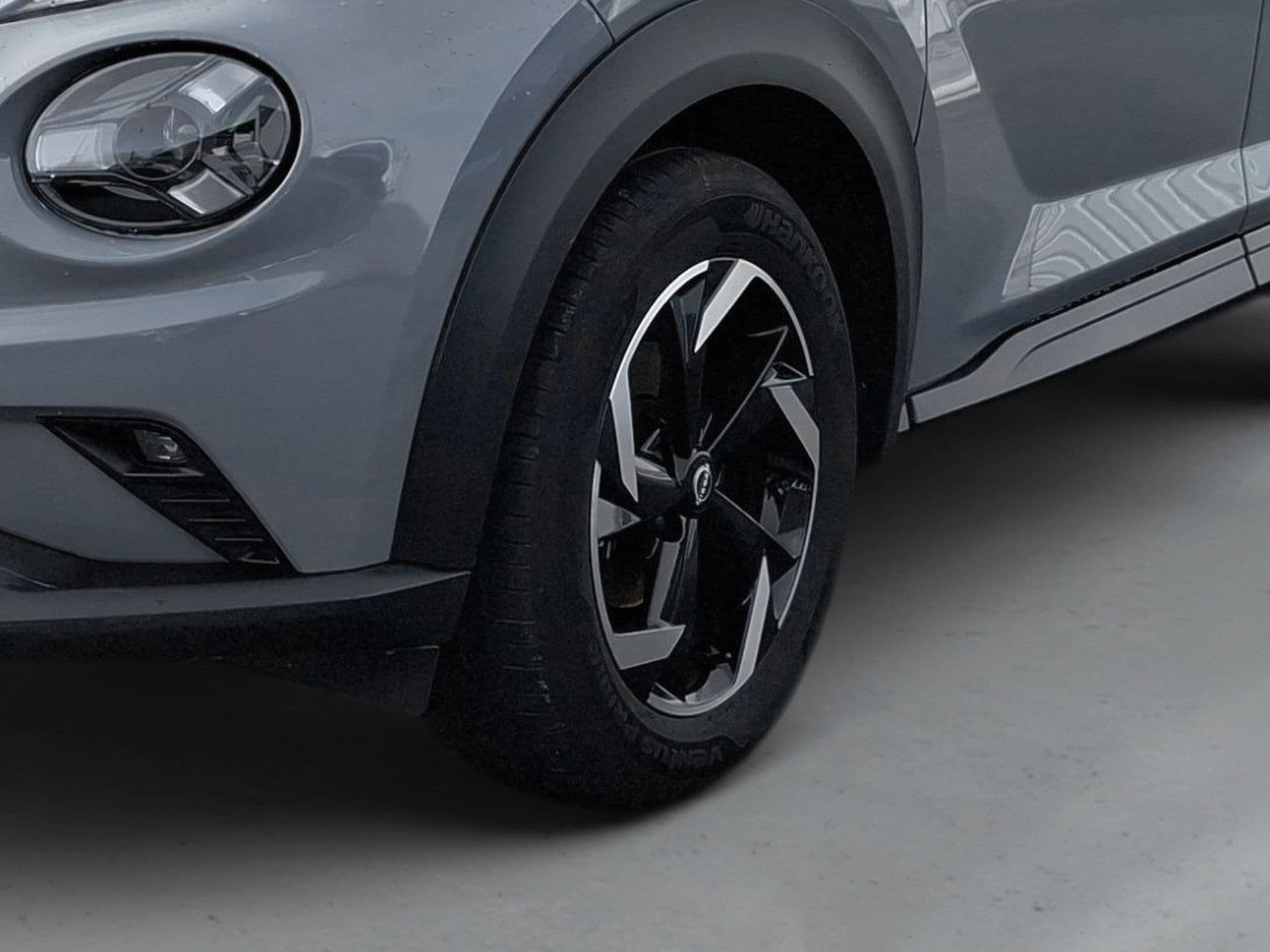 Nissan JUKE - 10