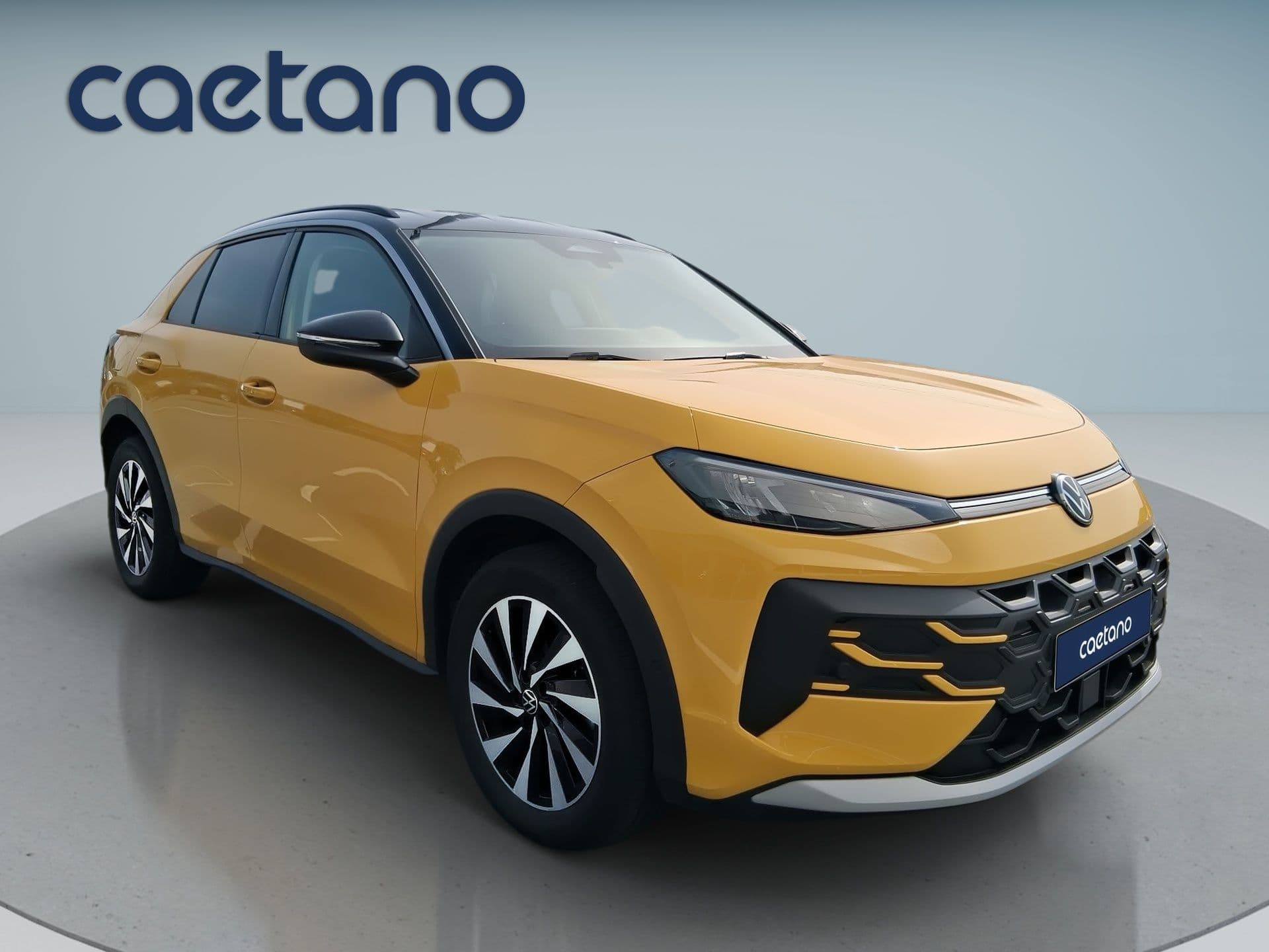 Volkswagen T-Roc - 3
