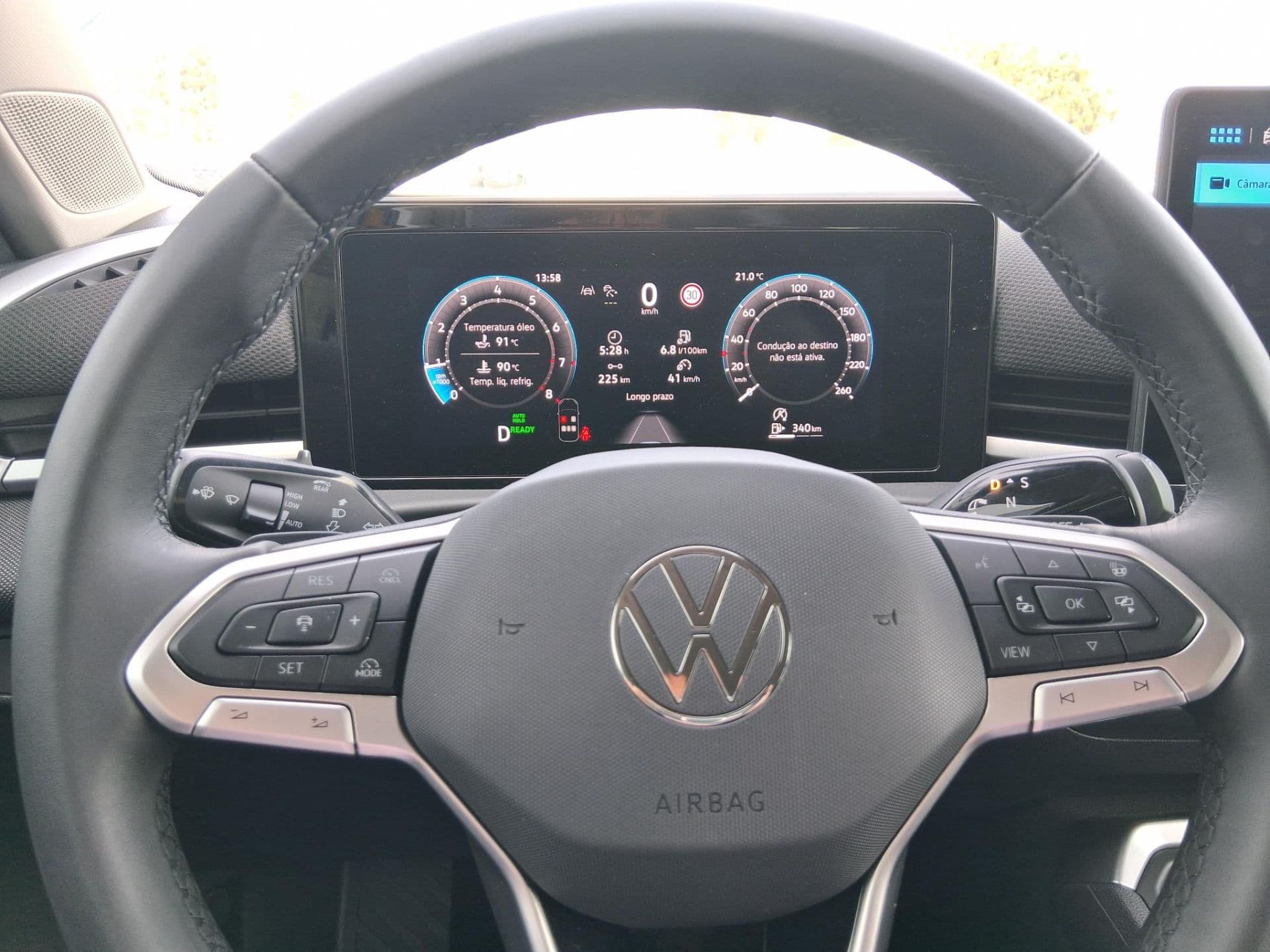 Volkswagen T-Roc - 12